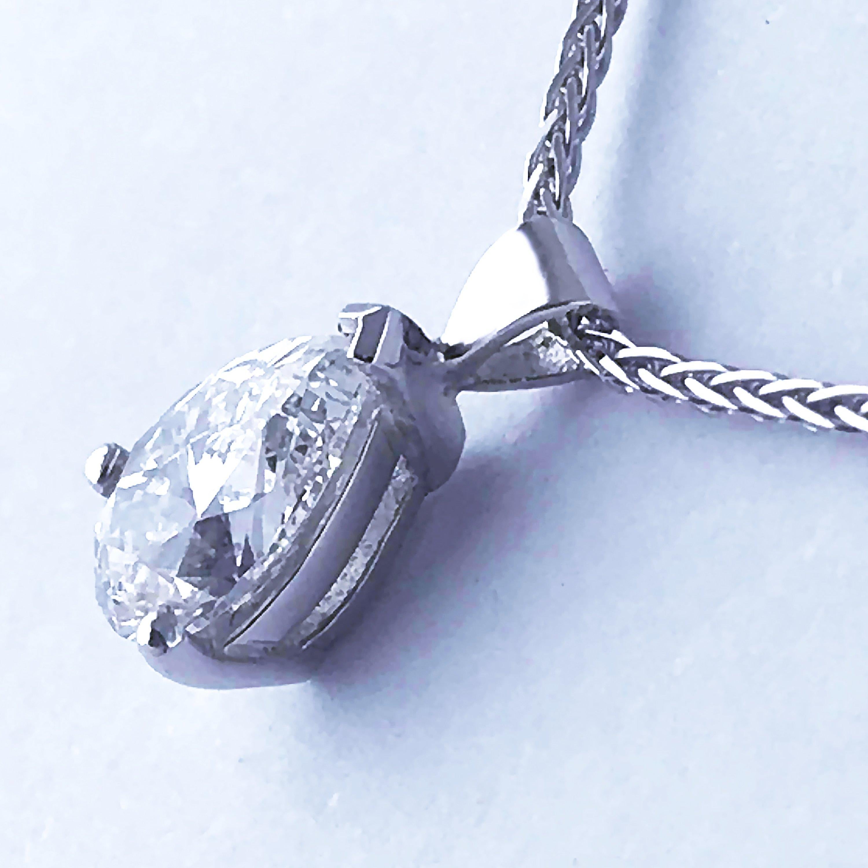 GIA Certified 1.07 Carat Pear Shape Diamond Drop Pendant 3