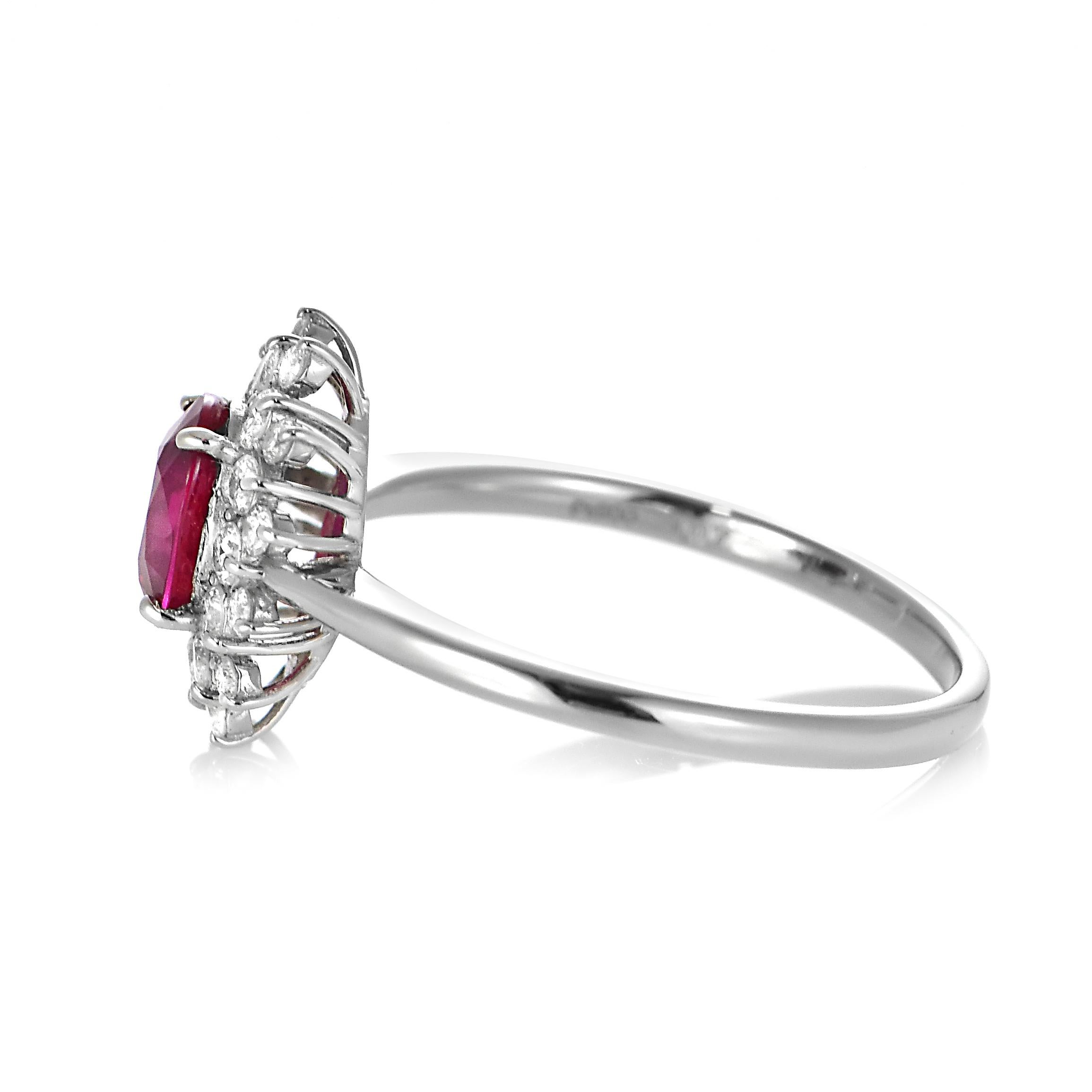 GIA Certified 1.07 Carat Pigeon's Blood Red Burmese Ruby Ring Made in Platinum For Sale 3