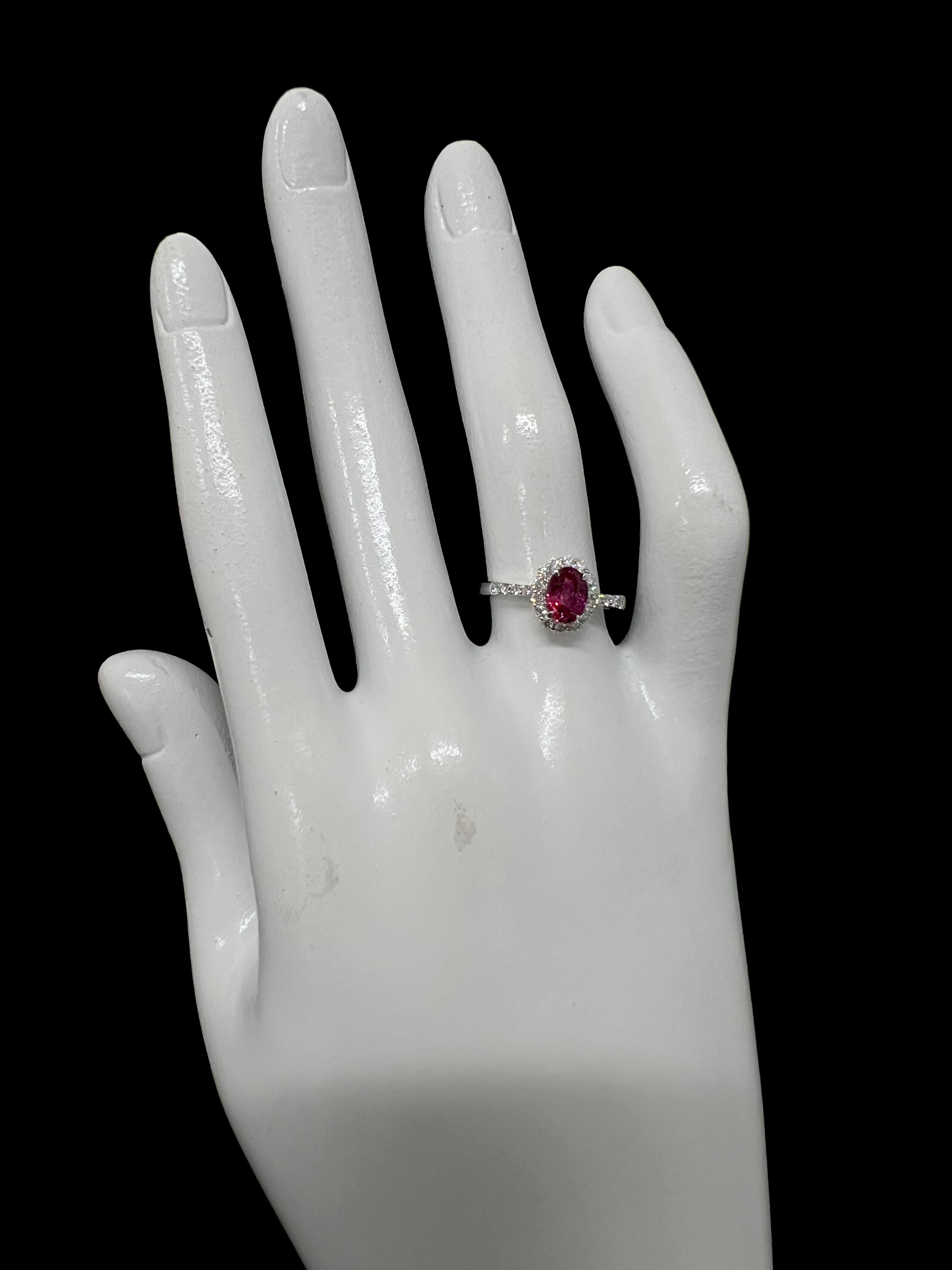 GIA Certified 1.07 Carat Untreated Ruby & Diamond Cocktail Ring Made in Platinum For Sale 1