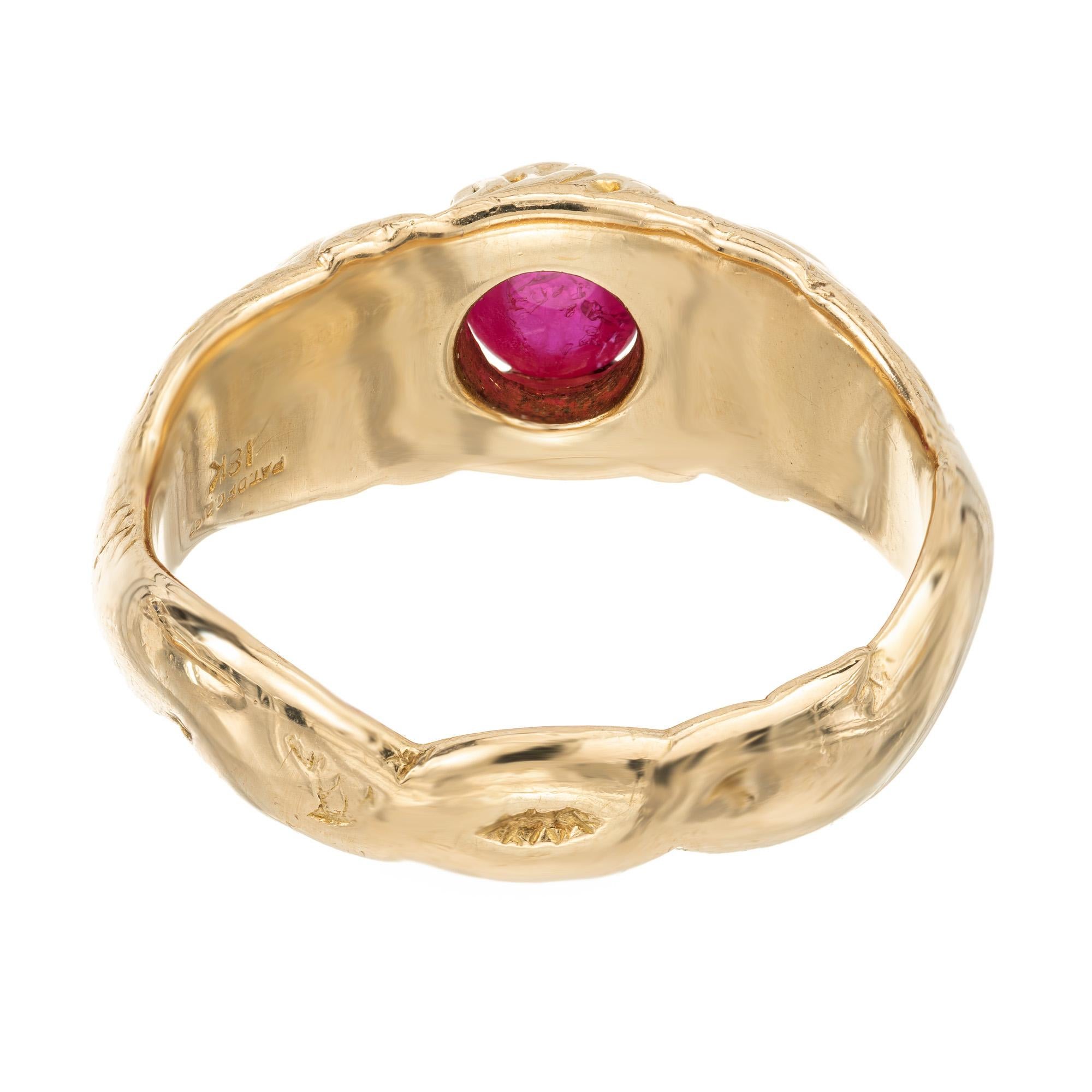 GIA Certified 1.08 Carat Cabochon Ruby Diamond Yellow Gold Men's Ring For Sale 1