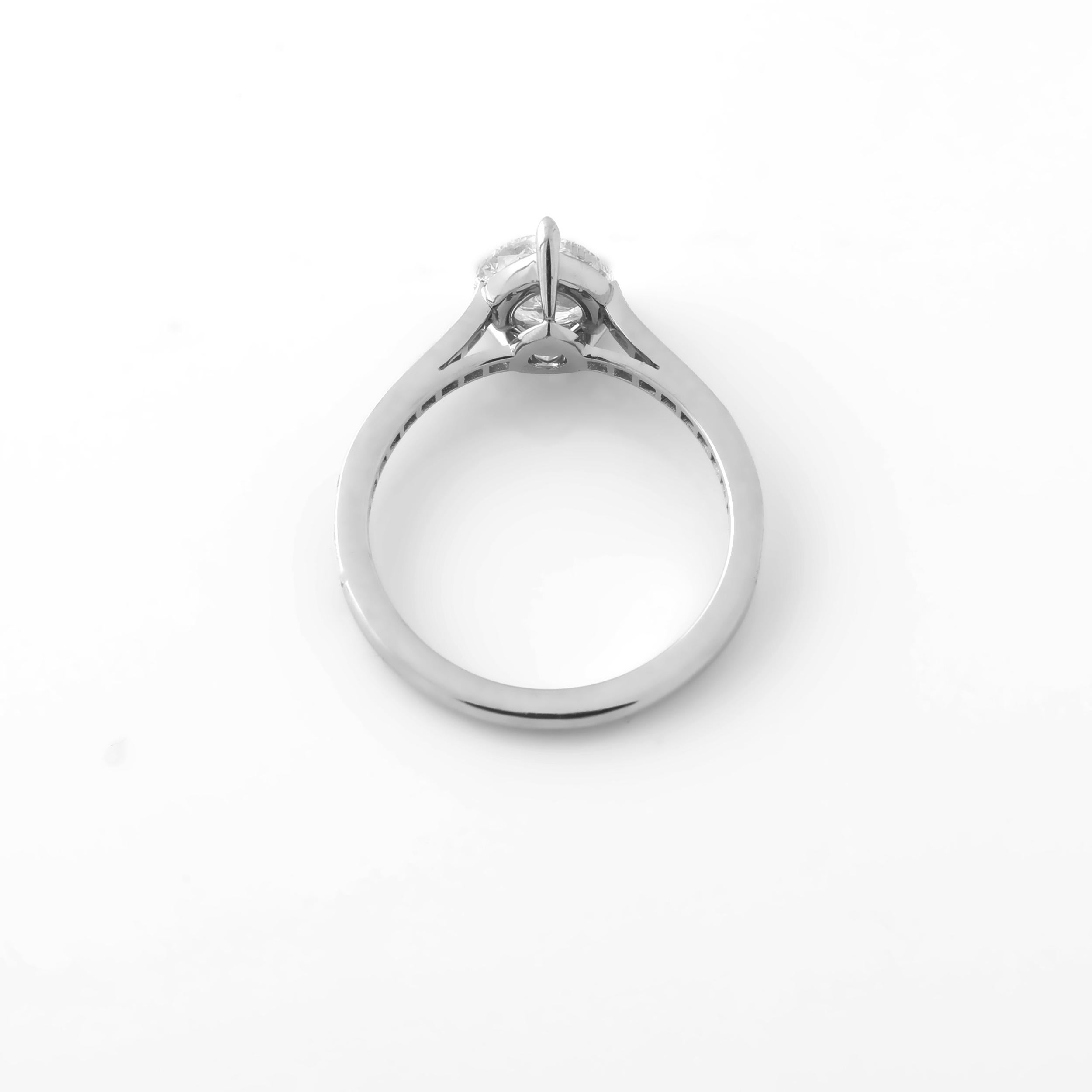 Modern GIA Certified 1.08 Carat D VS2 Antique-Cut Pear Shape Diamond Ring For Sale