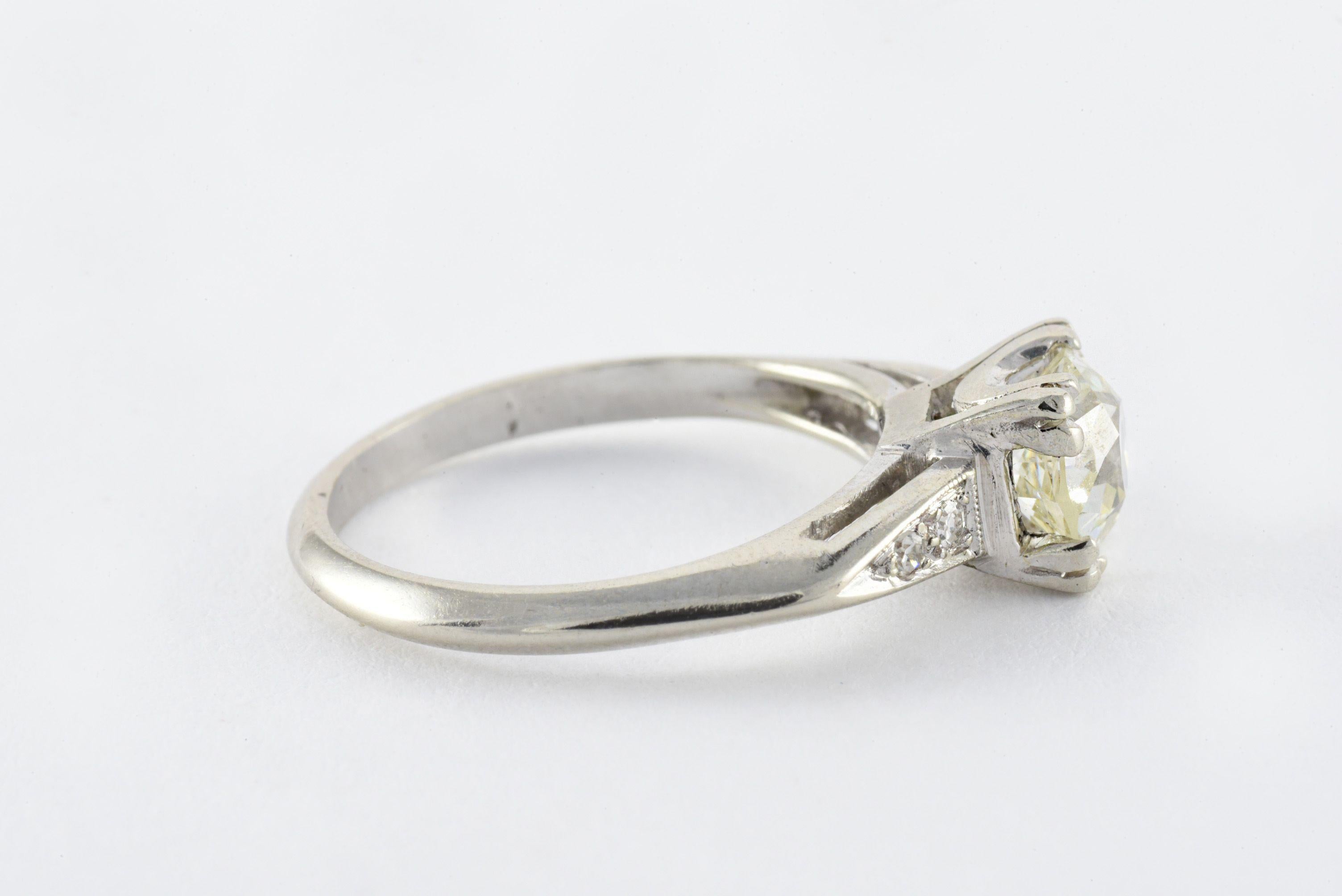 GIA Certified 1.08 Carat Diamond Engagement Ring In Good Condition For Sale In Denver, CO