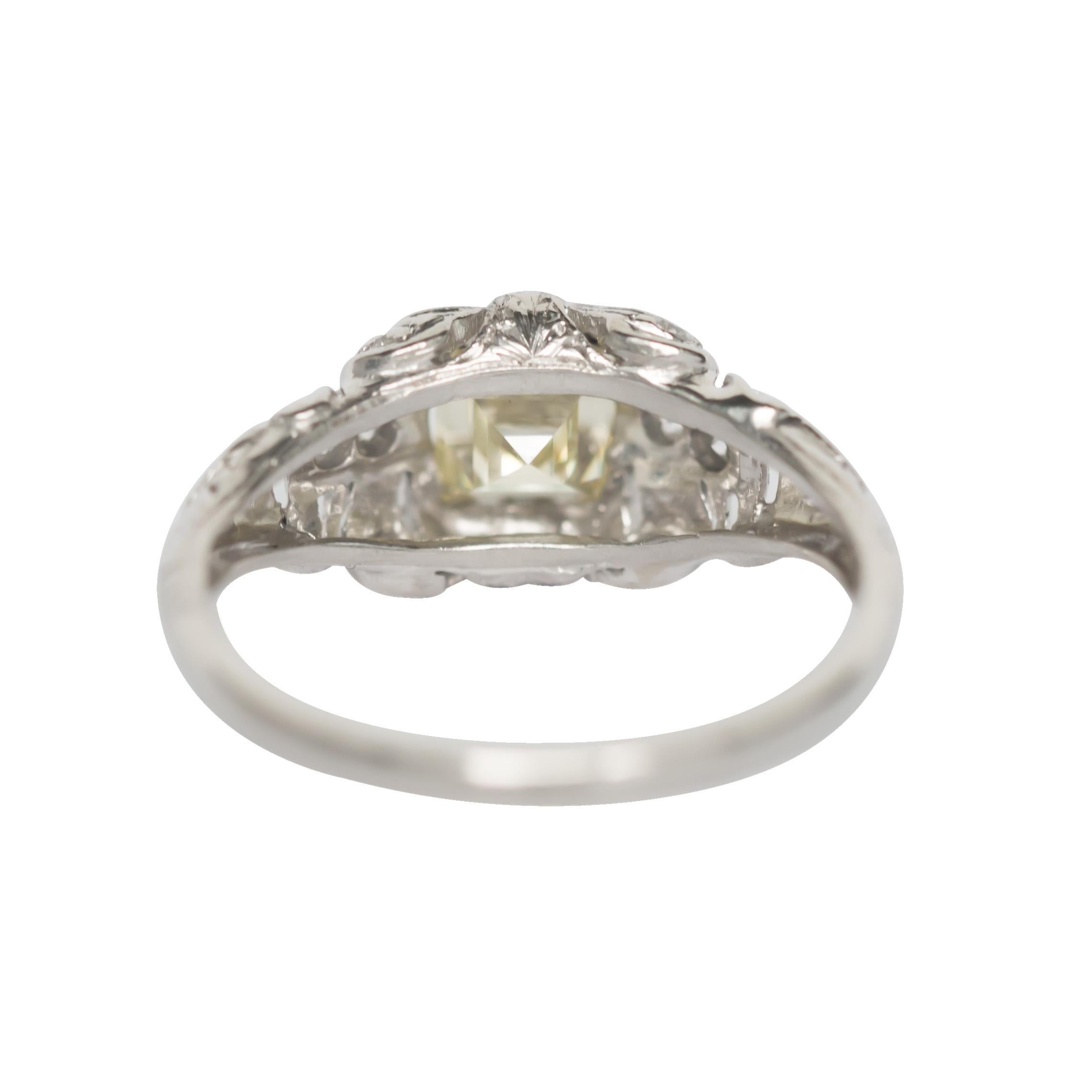 GIA Certified 1.08 Carat Diamond Platinum Engagement Ring In Good Condition In Atlanta, GA