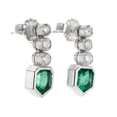 GIA Certified 1.08 Carat Emerald Diamond Platinum Dangle Earrings