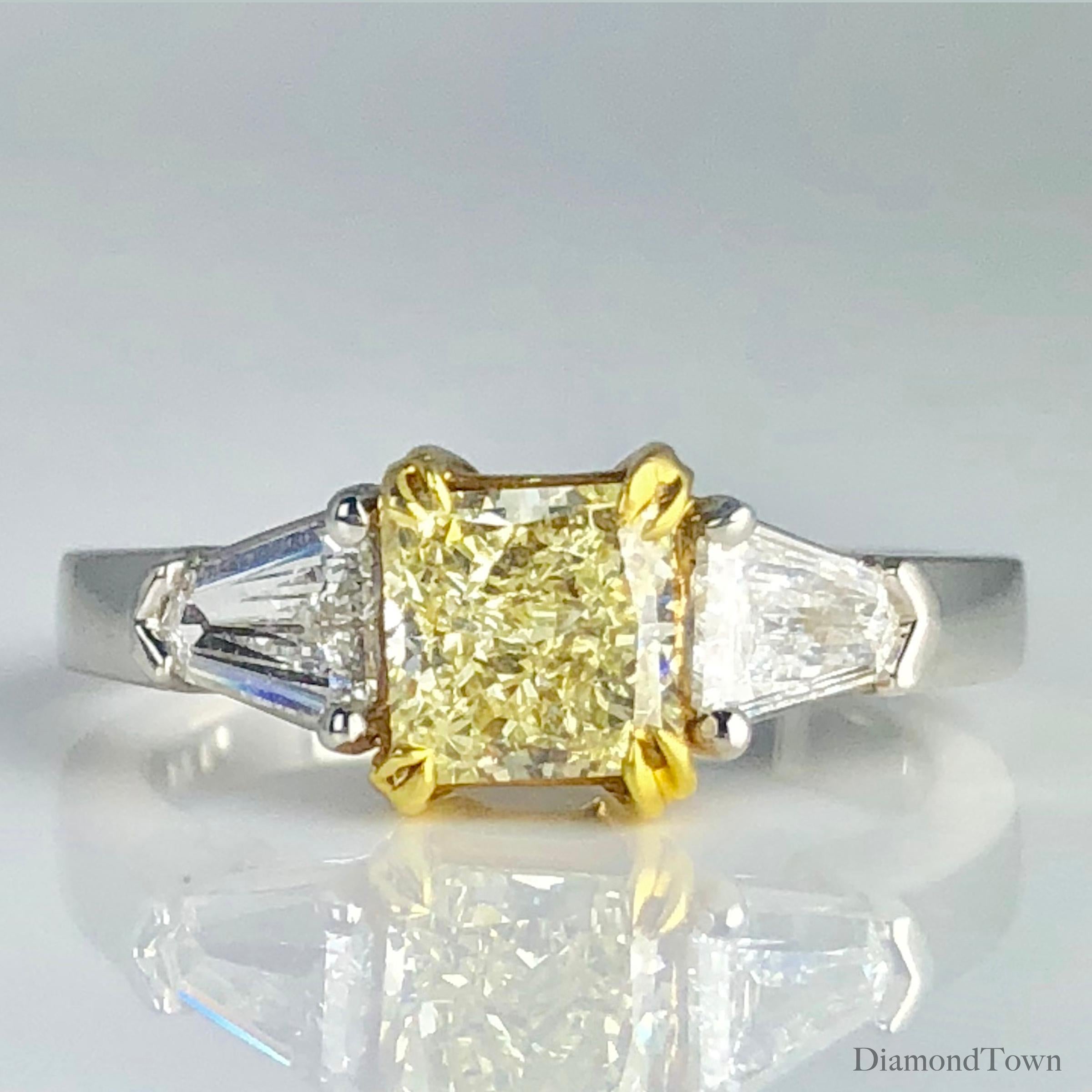 Contemporary GIA Certified 1.08 Carat Fancy Light Yellow Square and Tapered Baguette Dia Ring