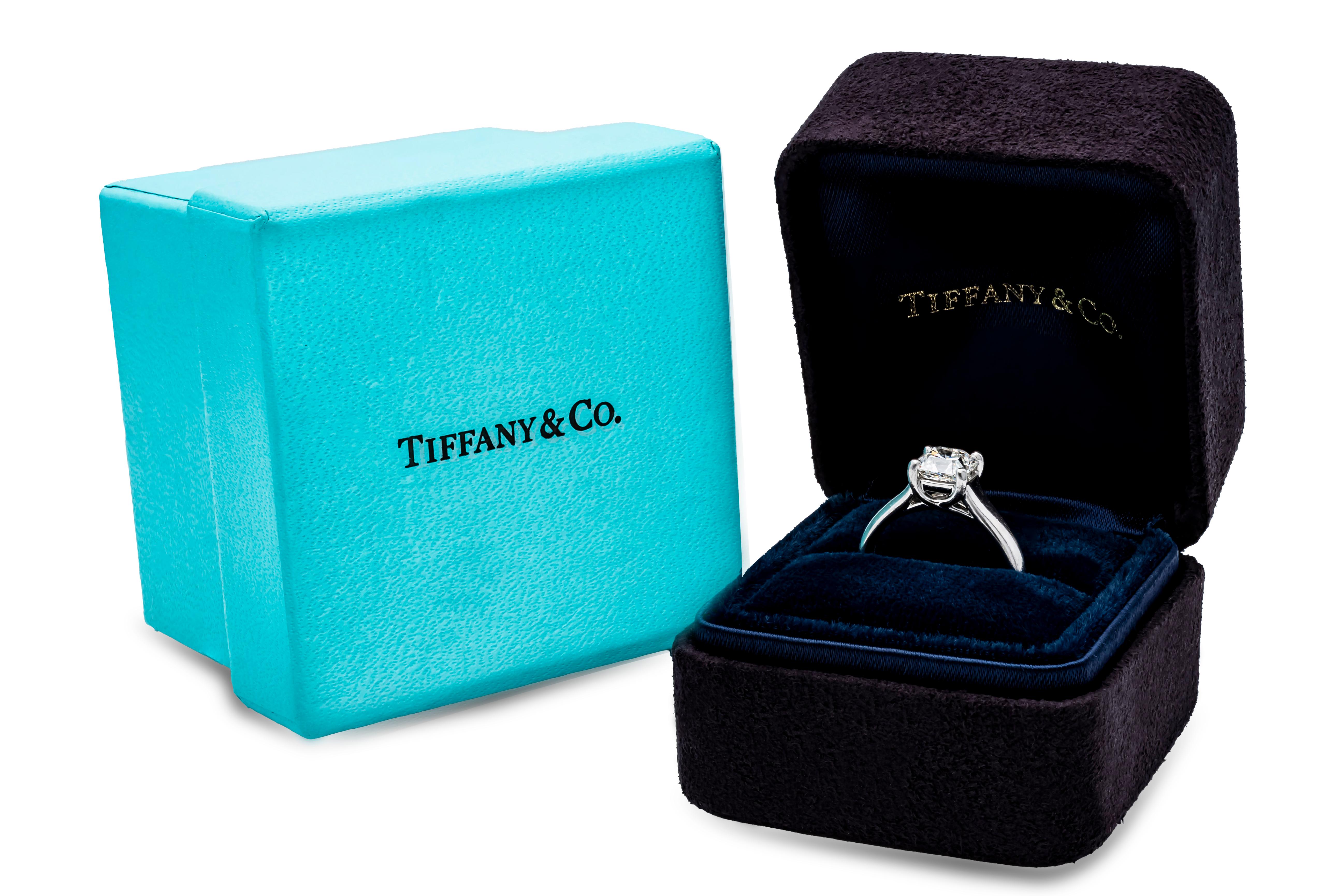 GIA Certified 1.08 Carats Radiant Cut Diamond Solitaire Engagement Ring by T&Co. For Sale 3