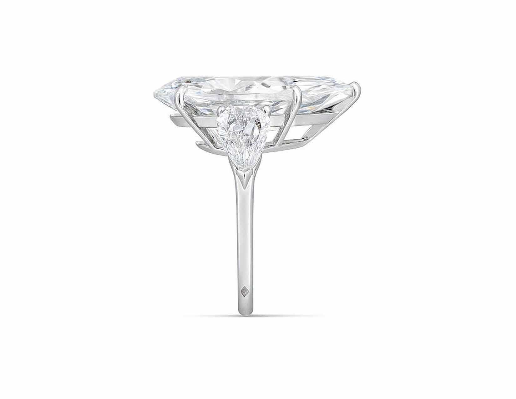 da uomo o donna Anello con diamante brillante a pera certificato GIA da 10,88 carati di colore D VVS1 in platino in vendita