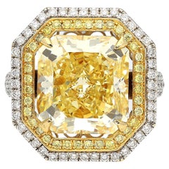 Bague en or blanc avec diamant jaune fantaisie taille radiant de 10,88 carats certifié GIA