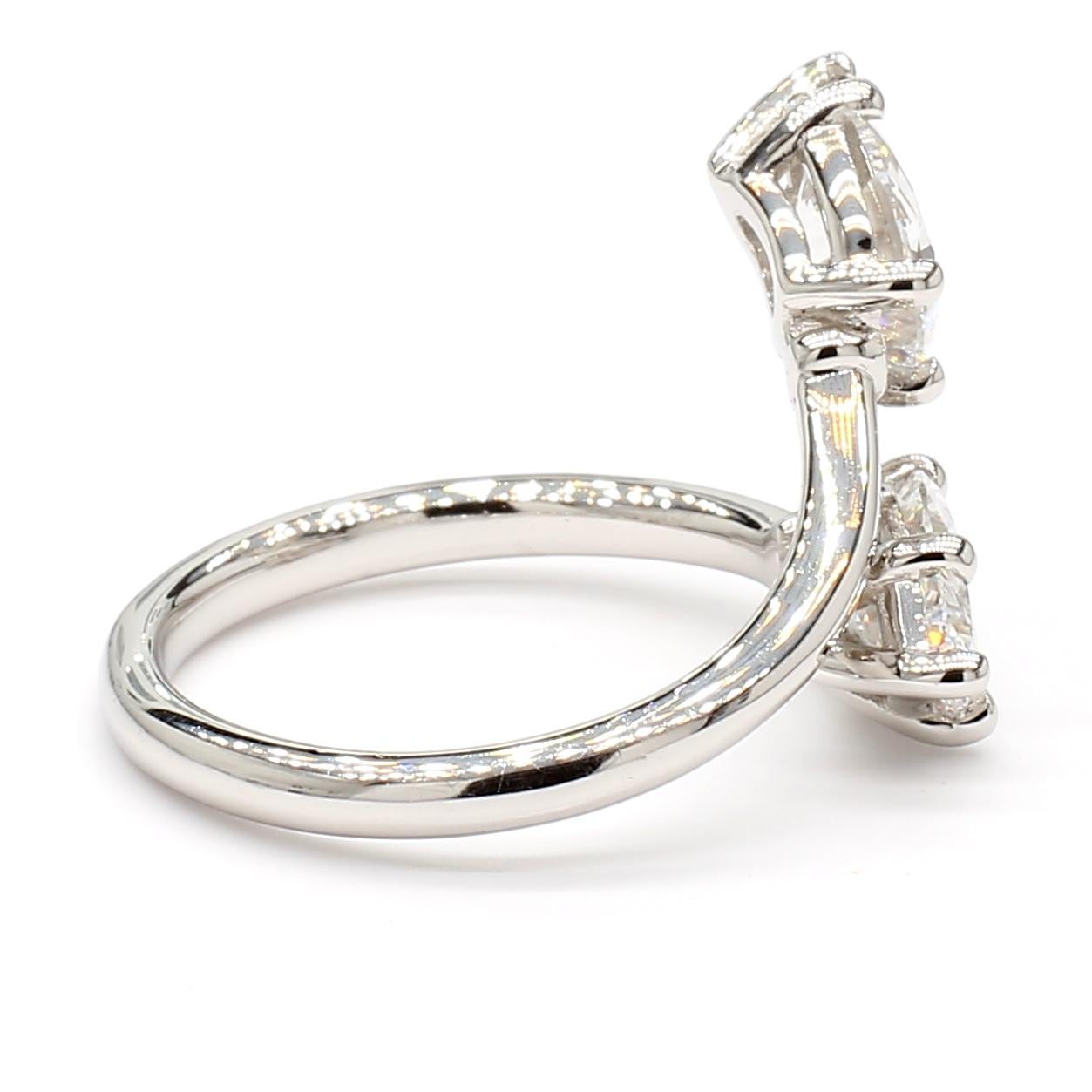 GIA Certified 1.09 and 1.12 Carat DVS1 and EVS2 Cross Over Diamond Ring For Sale 2