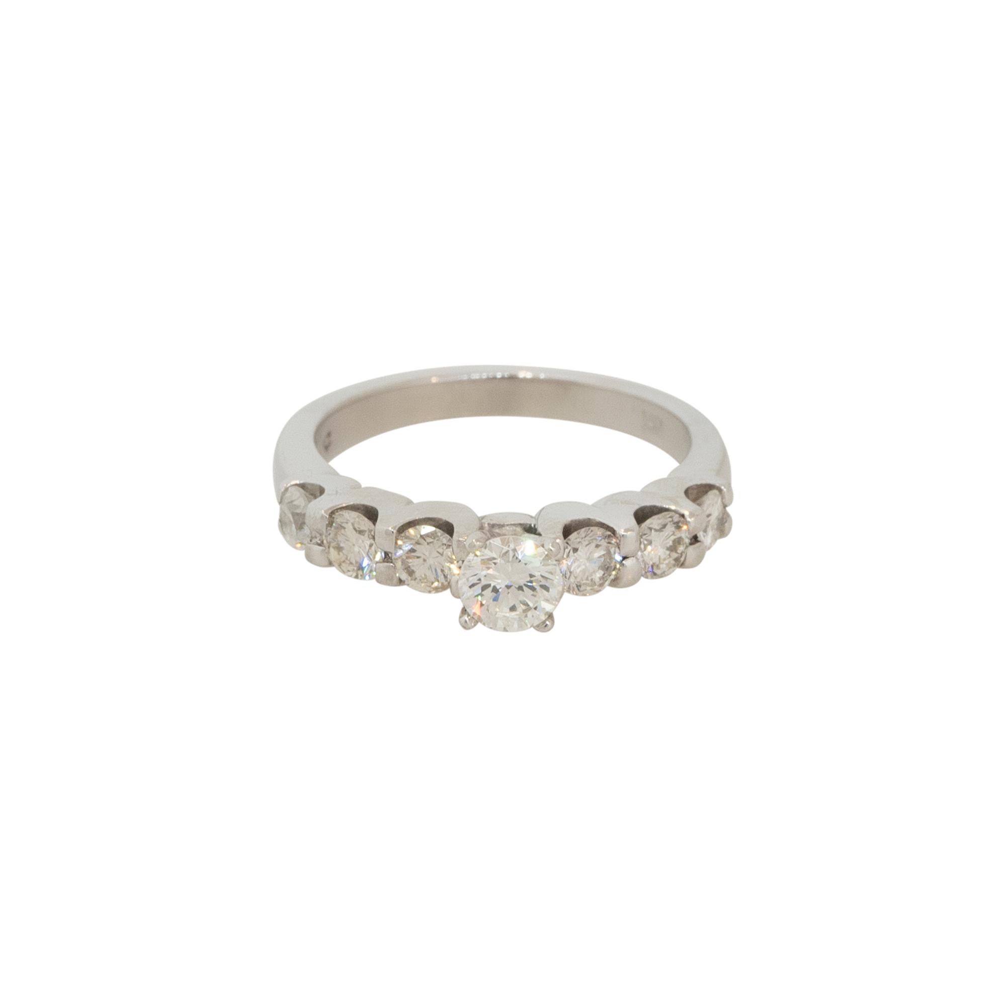 Women's GIA Certified 1.09 Carat Round Diamond Engagement Ring 14 Karat in Stock For Sale