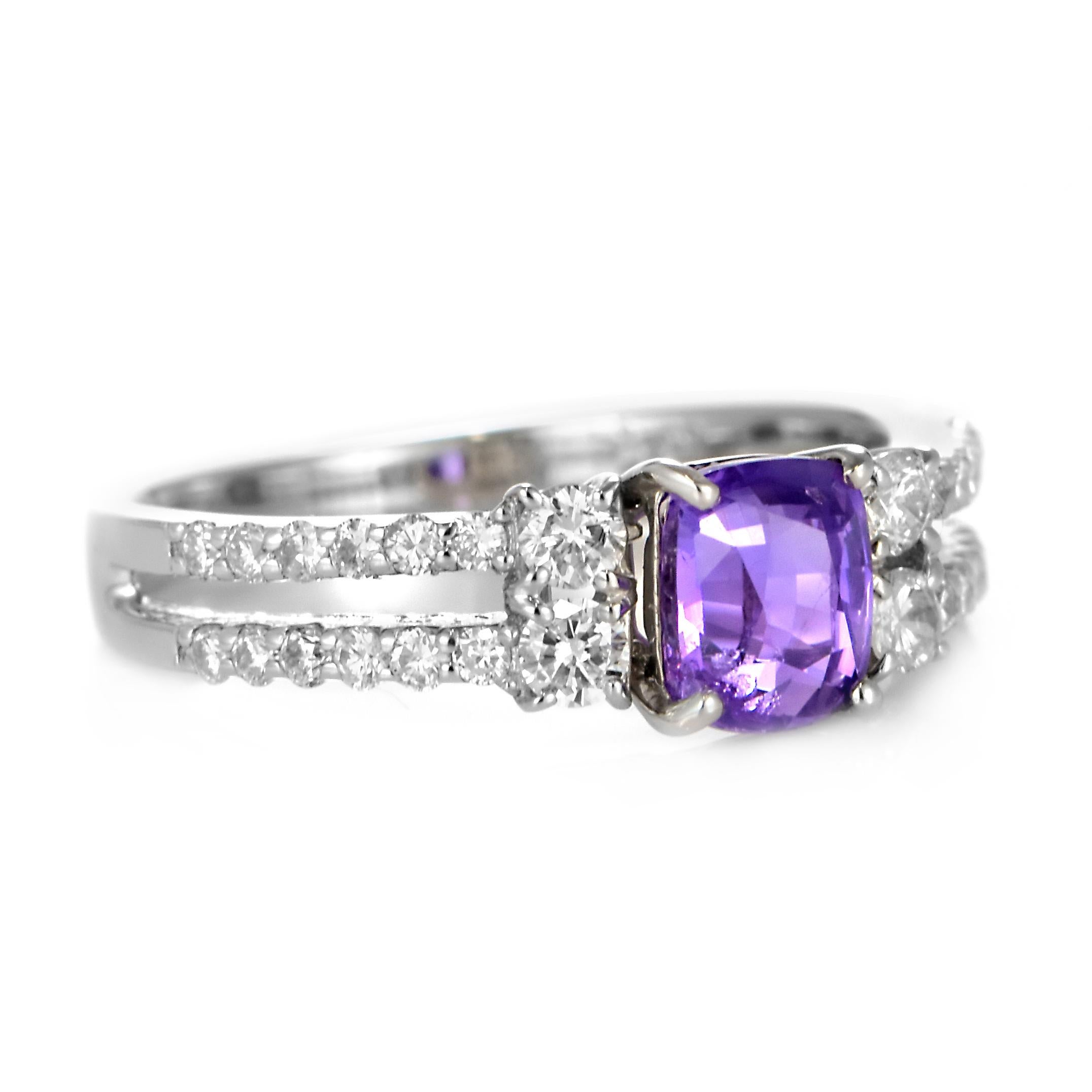 Bague en platine certifiée GIA 1,09 carat saphir violet et diamant en vente 3