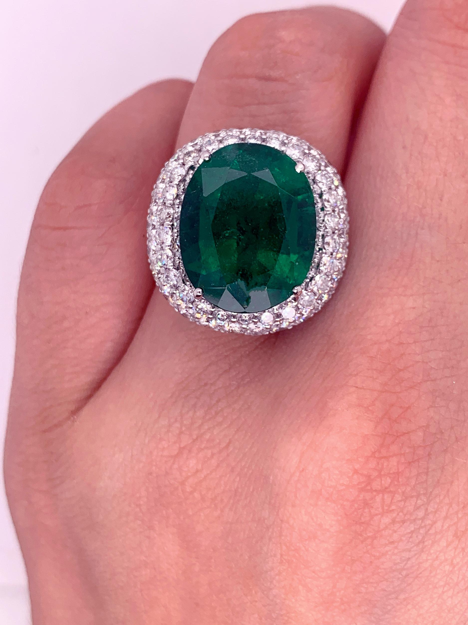 Women's or Men's GIA Certified 10.95 Carat Green Emerald Diamond Ring For Sale