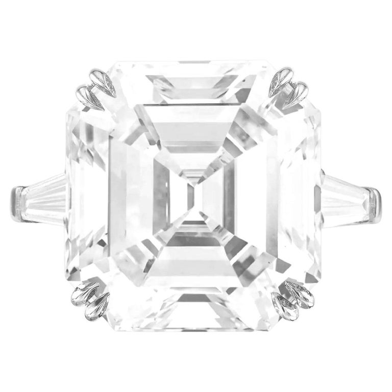 Bague en diamant taille Asscher de 11 carats certifié GIA, pureté FLAWLESS  CLARITY En vente sur 1stDibs