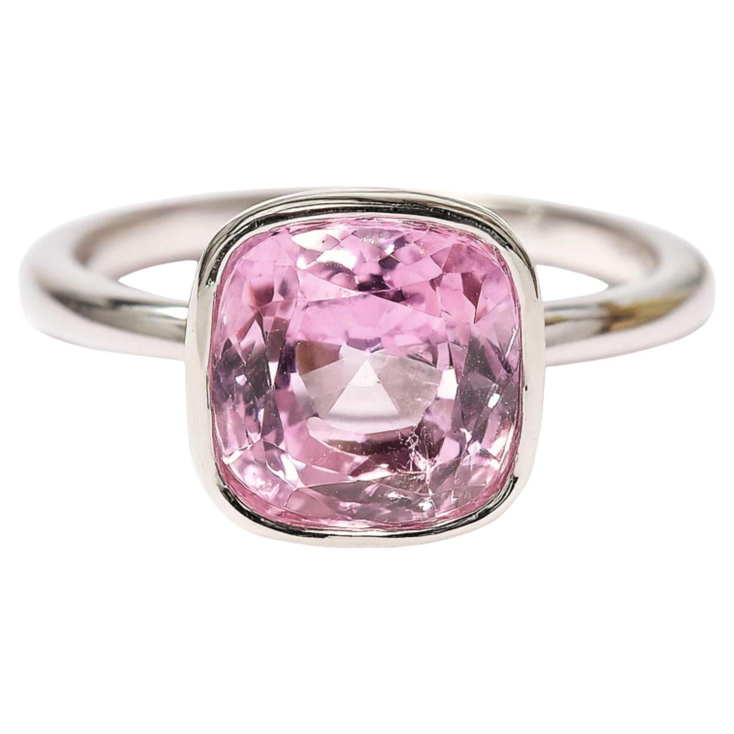 GIA zertifiziert 11 Karat Bubble Gum Pink Sapphire Lünette Set Solitär Ring
