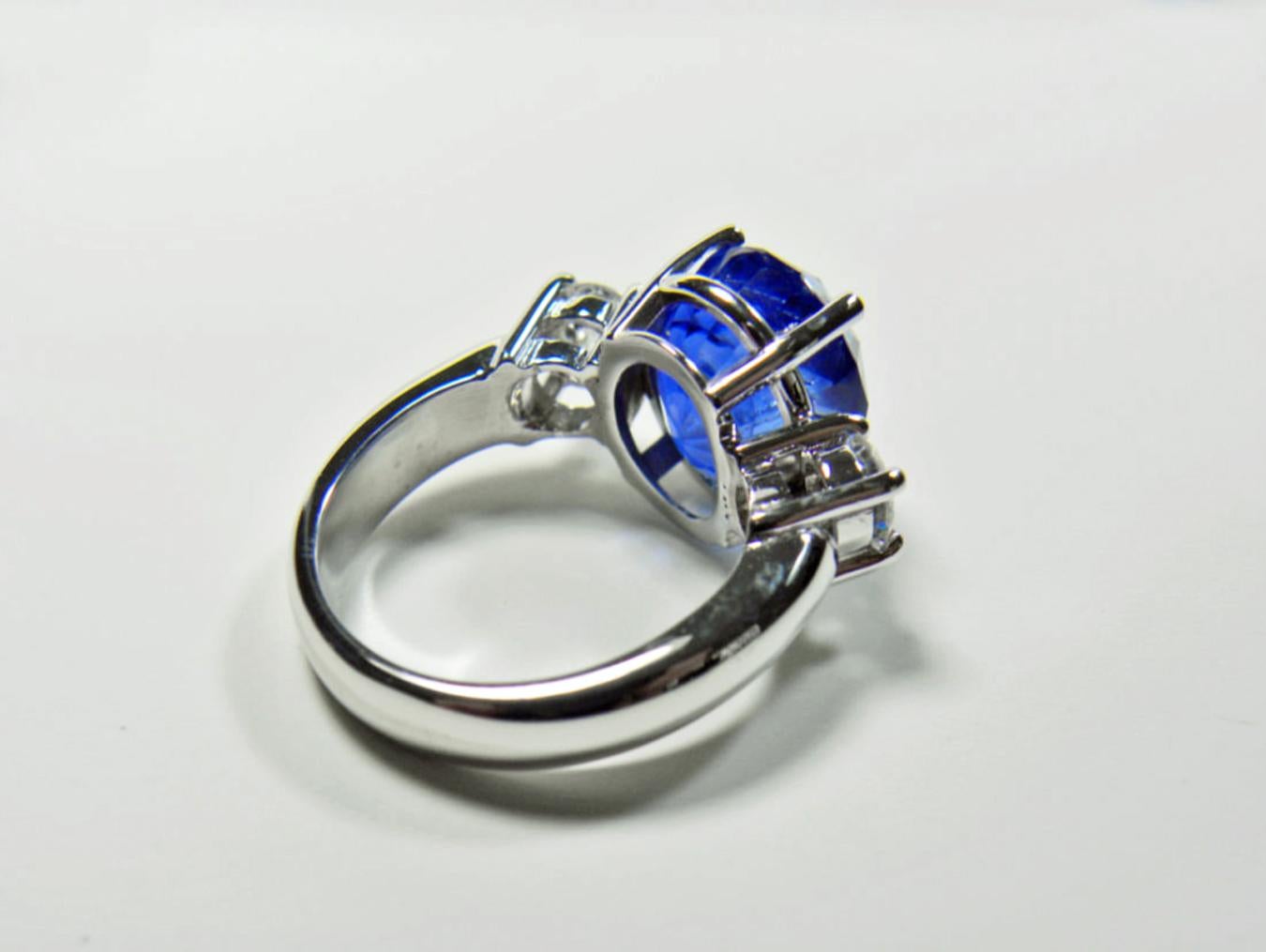 unheated sapphire ring