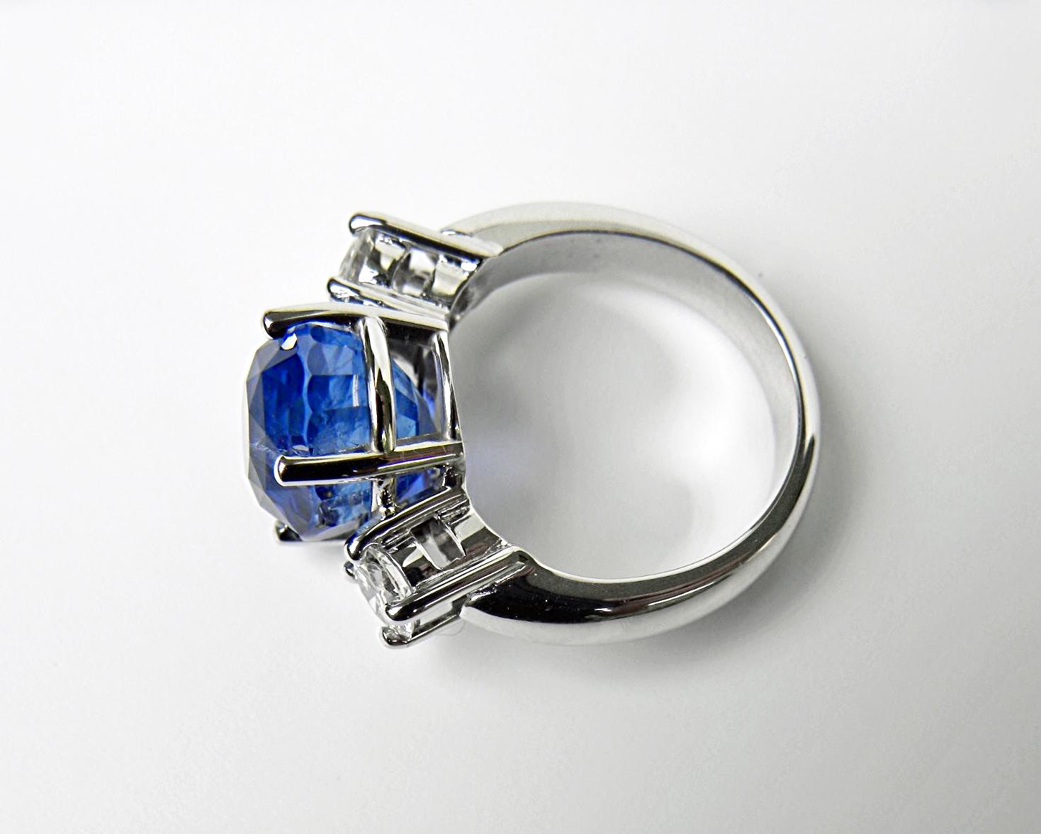 GIA Certified 11.00 Carat Cornflower Blue Unheated Sapphire and Diamond Ring 4