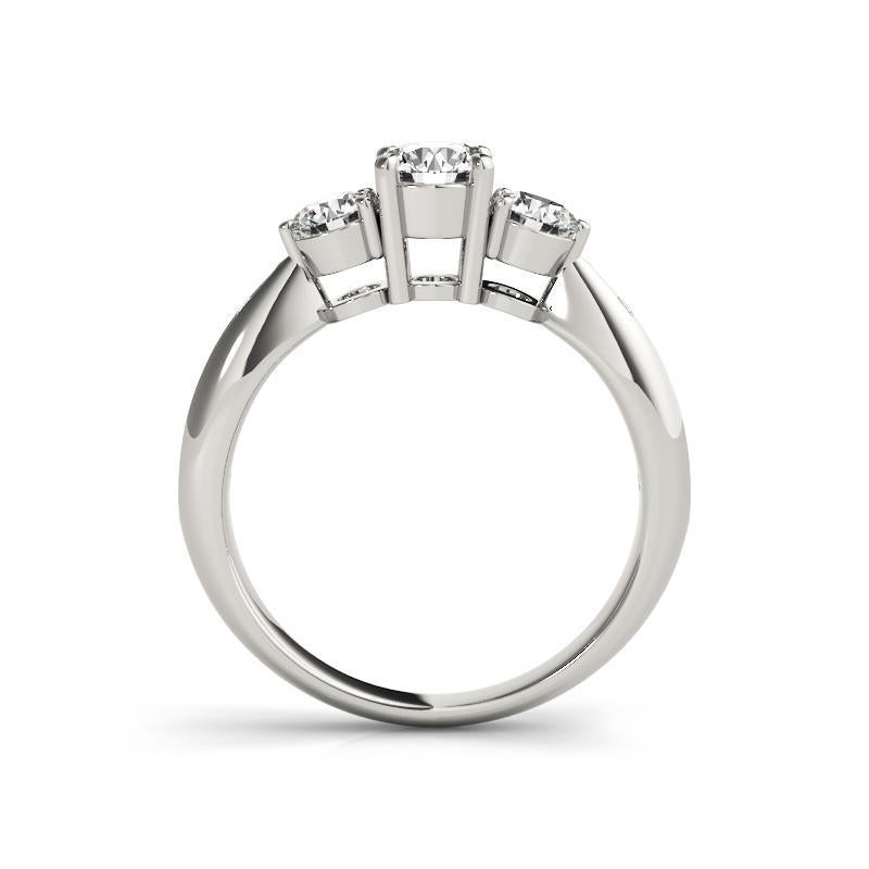 GIA Certified 1.1 Carat Three-Stone Round & Channel Diamond Ring In condizioni Nuovo in vendita a New York, NY