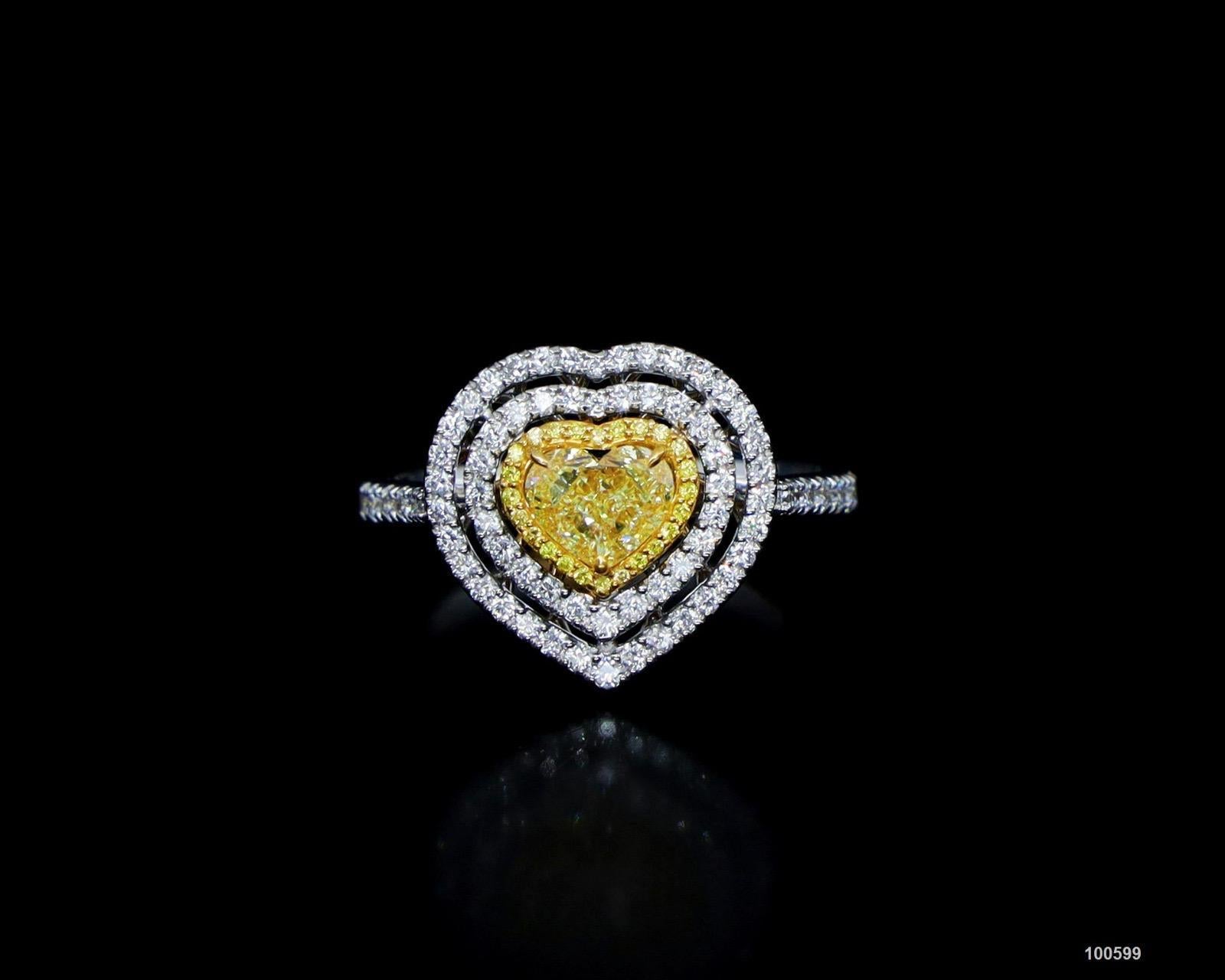 Boucles d'oreilles cœur en diamant jaune rose blanc certifié GIA 11 carats en vente 2