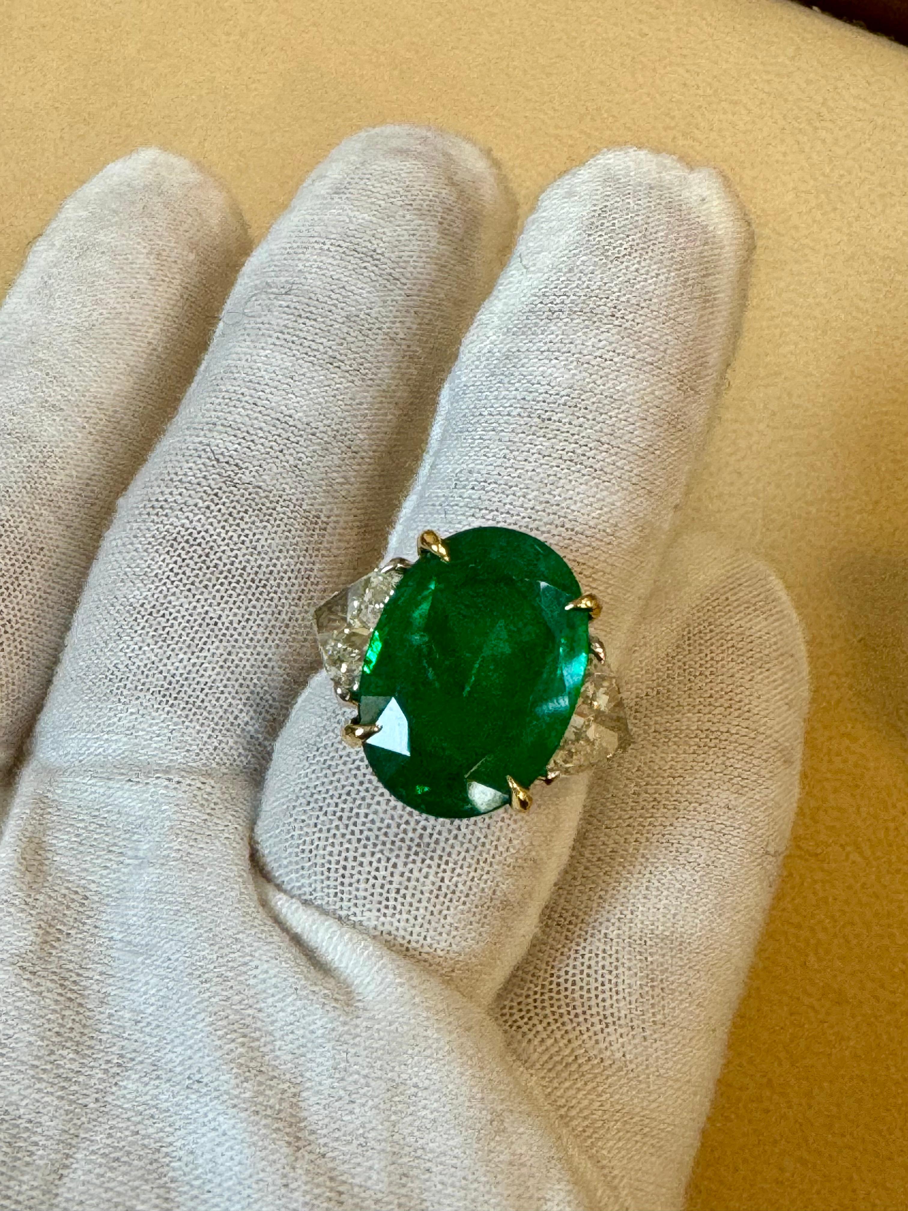 GIA Certified 11 Ct Fine Zambian Emerald & 1.52 Ct Each Trillion Diamond Ring Pt For Sale 11