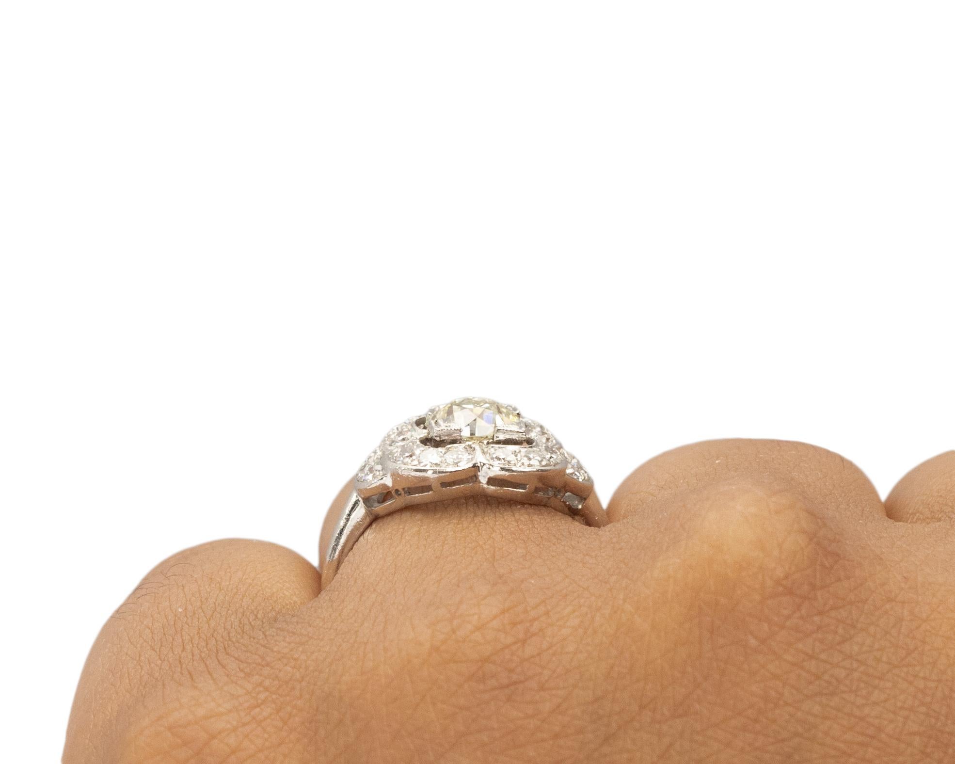 GIA Certified 1.10 Carat Art Deco Diamond Platinum Engagement Ring For Sale 1
