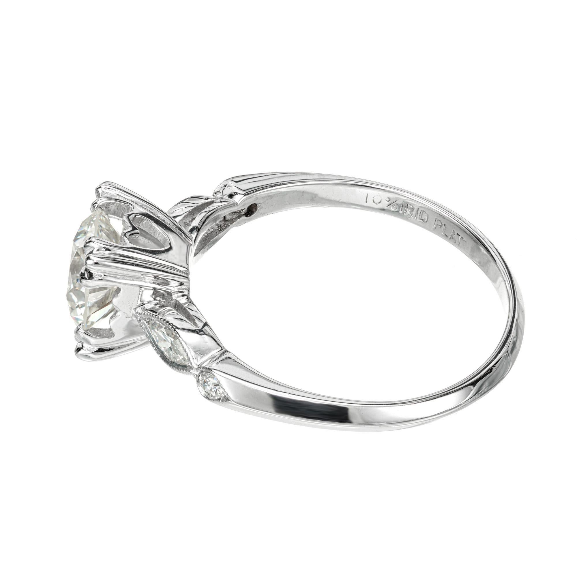 Women's GIA Certified 1.10 Carat Diamond Platinum Engagement Ring For Sale