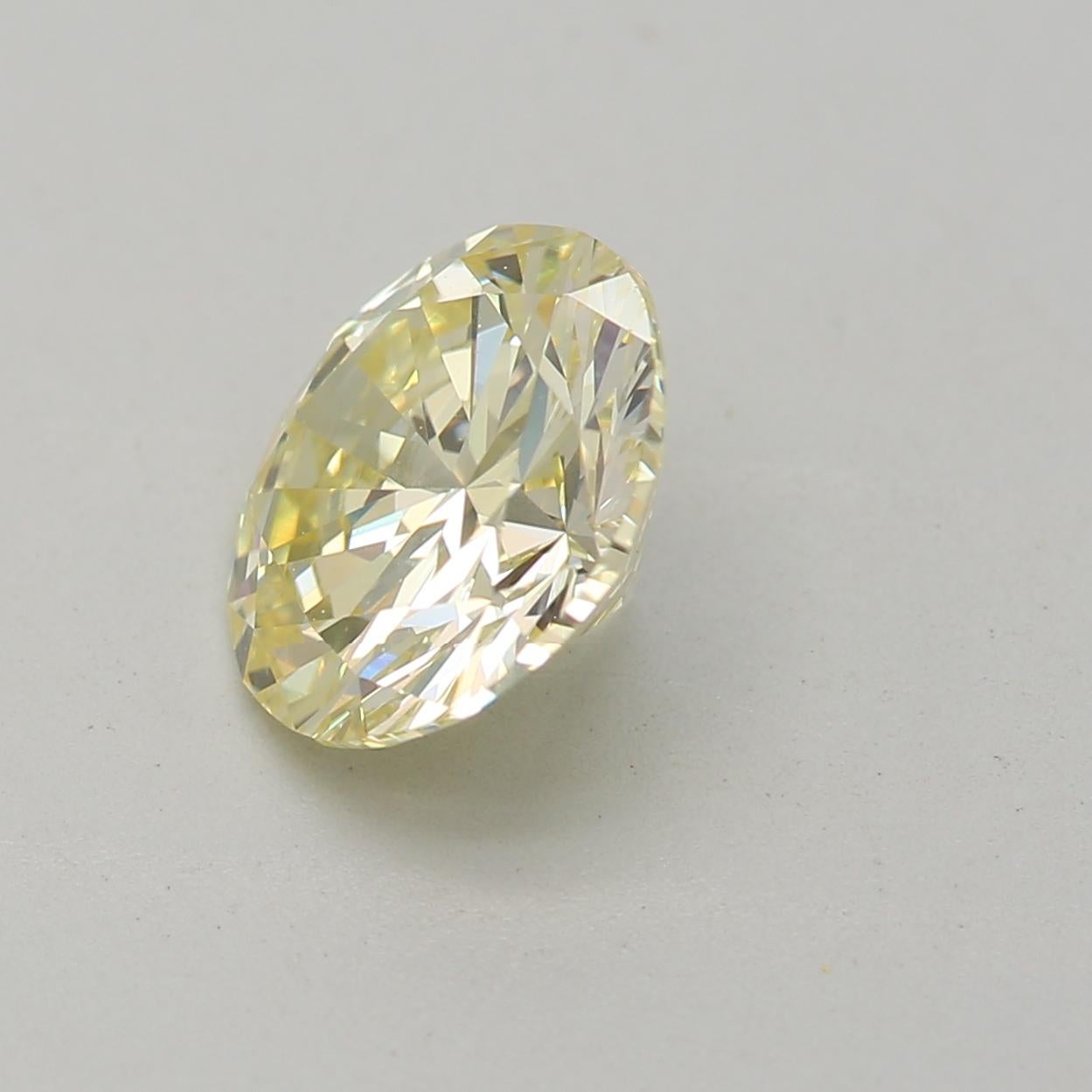 Round Cut GIA Certified 1.10 Carat W-X Colour VS1 Clarity Diamond For Sale
