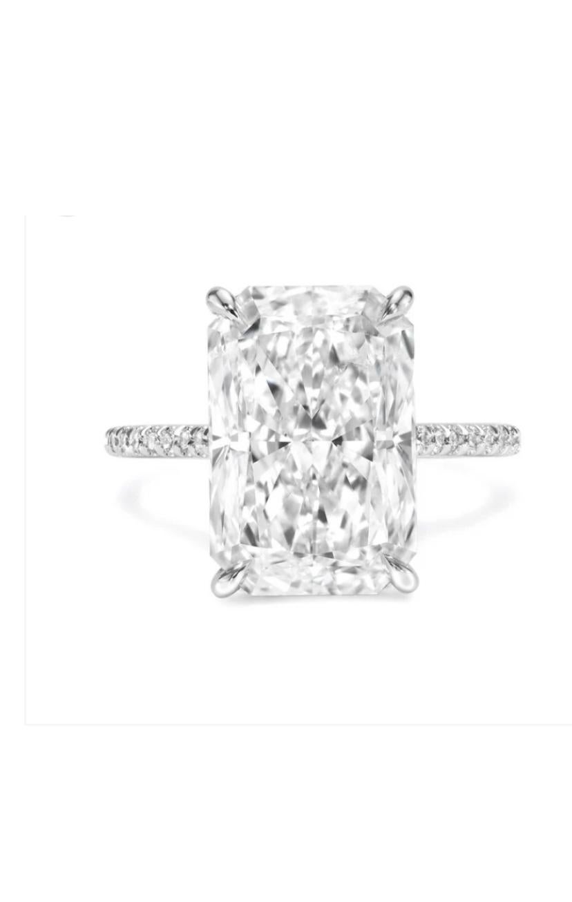 Certificato GIA 11.00 Carati  Anello solitario con diamante di forma radiante E/VS1 In condizioni Nuovo in vendita a Massafra, IT