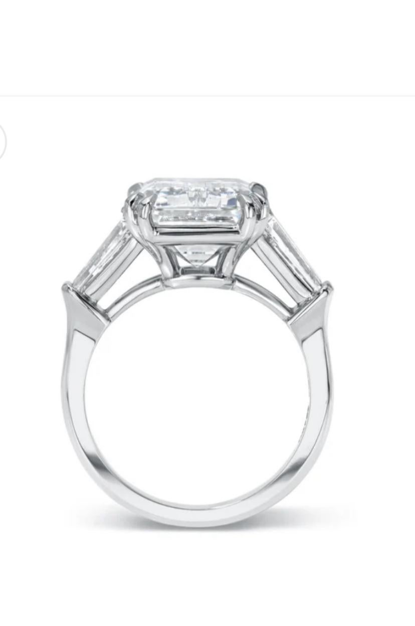 Bague en or 18 carats certifiée GIA 11,00 carats E/VVS1 Diamant en forme d'émeraude Unisexe en vente