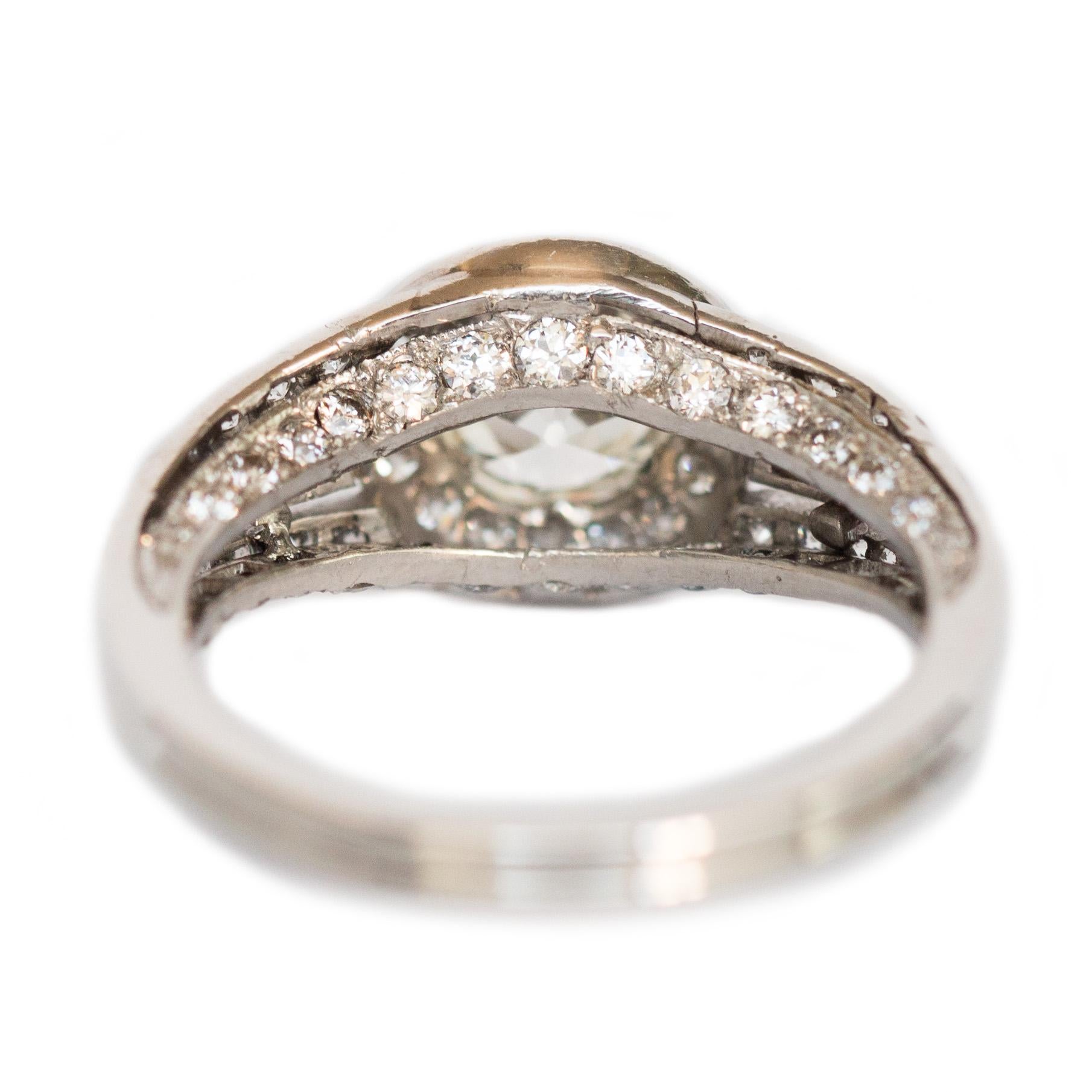 GIA Certified 1.11 Carat Diamond Platinum Engagement Ring In Good Condition In Atlanta, GA