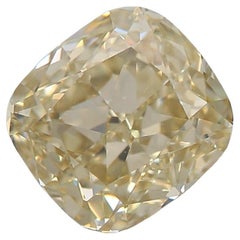 Diamante certificado por el GIA de 1,11 quilates de color amarillo pardusco claro de fantasía y claridad VS2