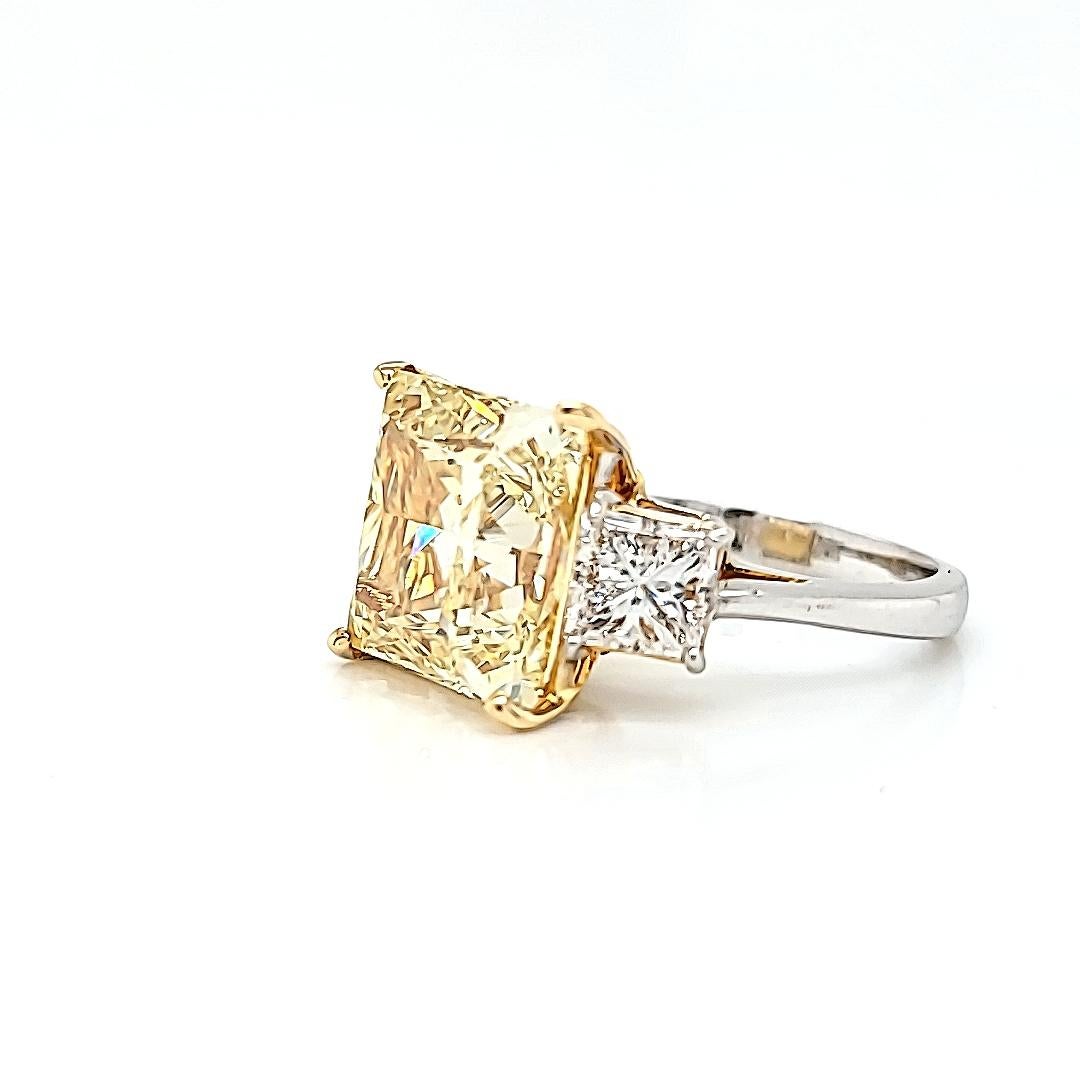 GIA-zertifizierter 11,11 Karat Diamantring mit Prinzessinnenschliff aus gelbem VS1 Damen im Angebot