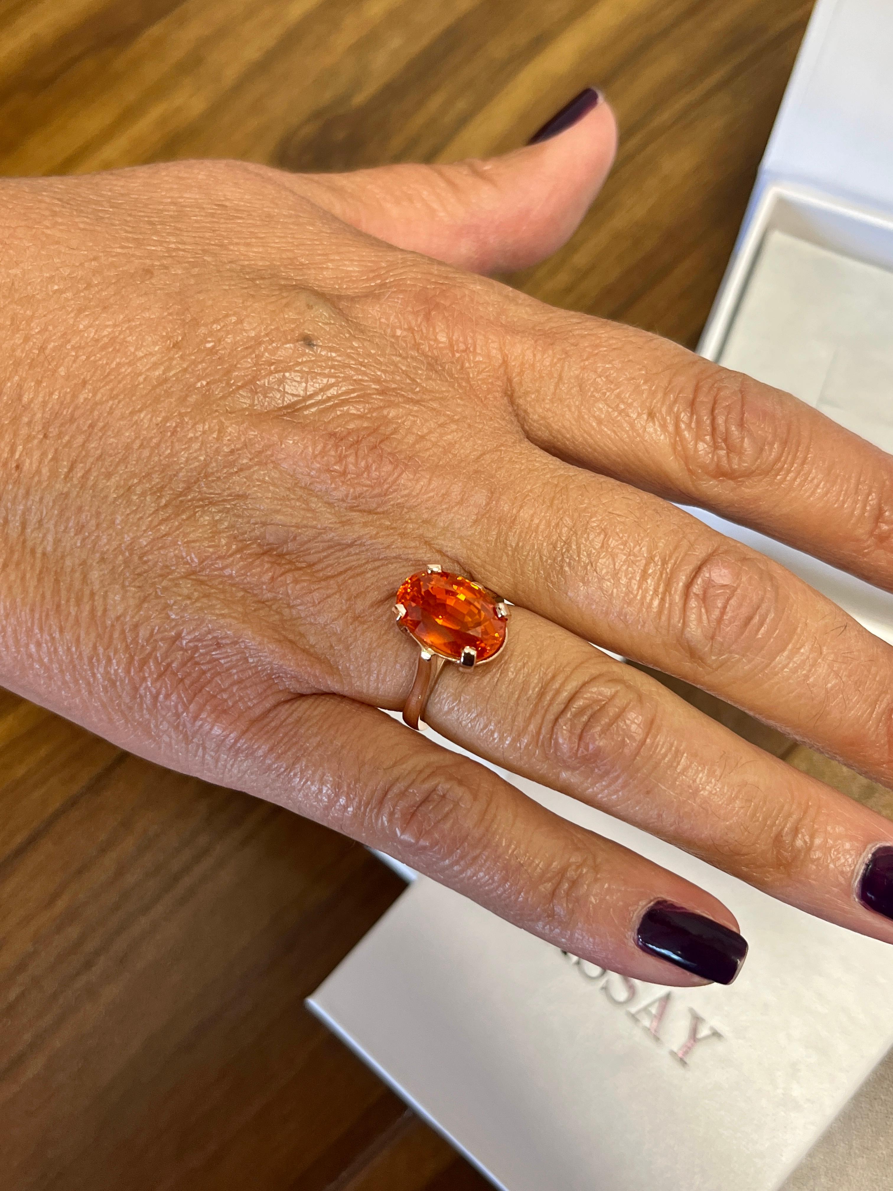Saphir orange de taille ovale de 11,16 carats certifié GIA en or rose 14 carats Pour femmes en vente