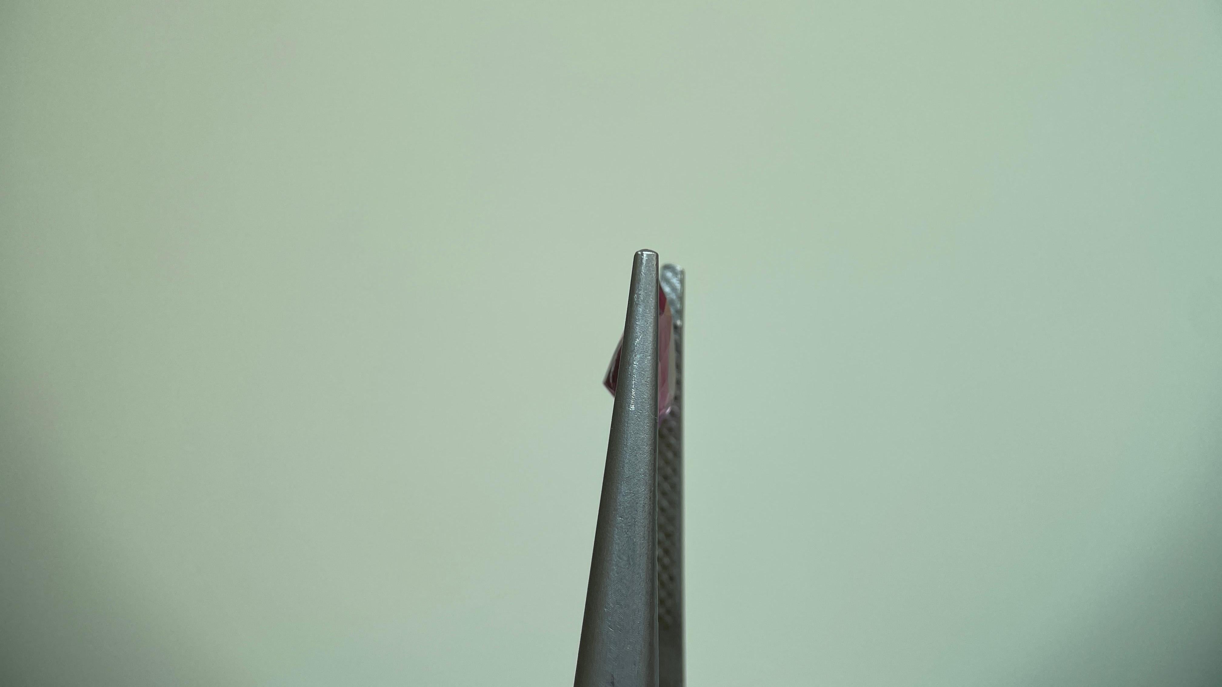 Taglio a goccia Zaffiro rosa certificato GIA da 1,11 carati - Riscaldato (8,07x5,73x3,53 mm) in vendita