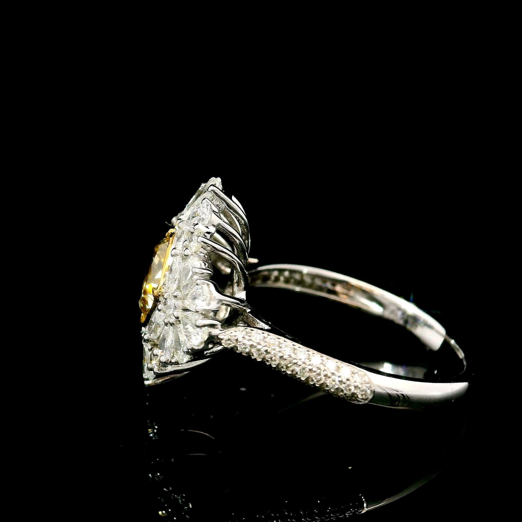 GIA Certified 1.12 Carat Fancy Brownish Yellow VVS1 Clarity Diamond Ring For Sale 1