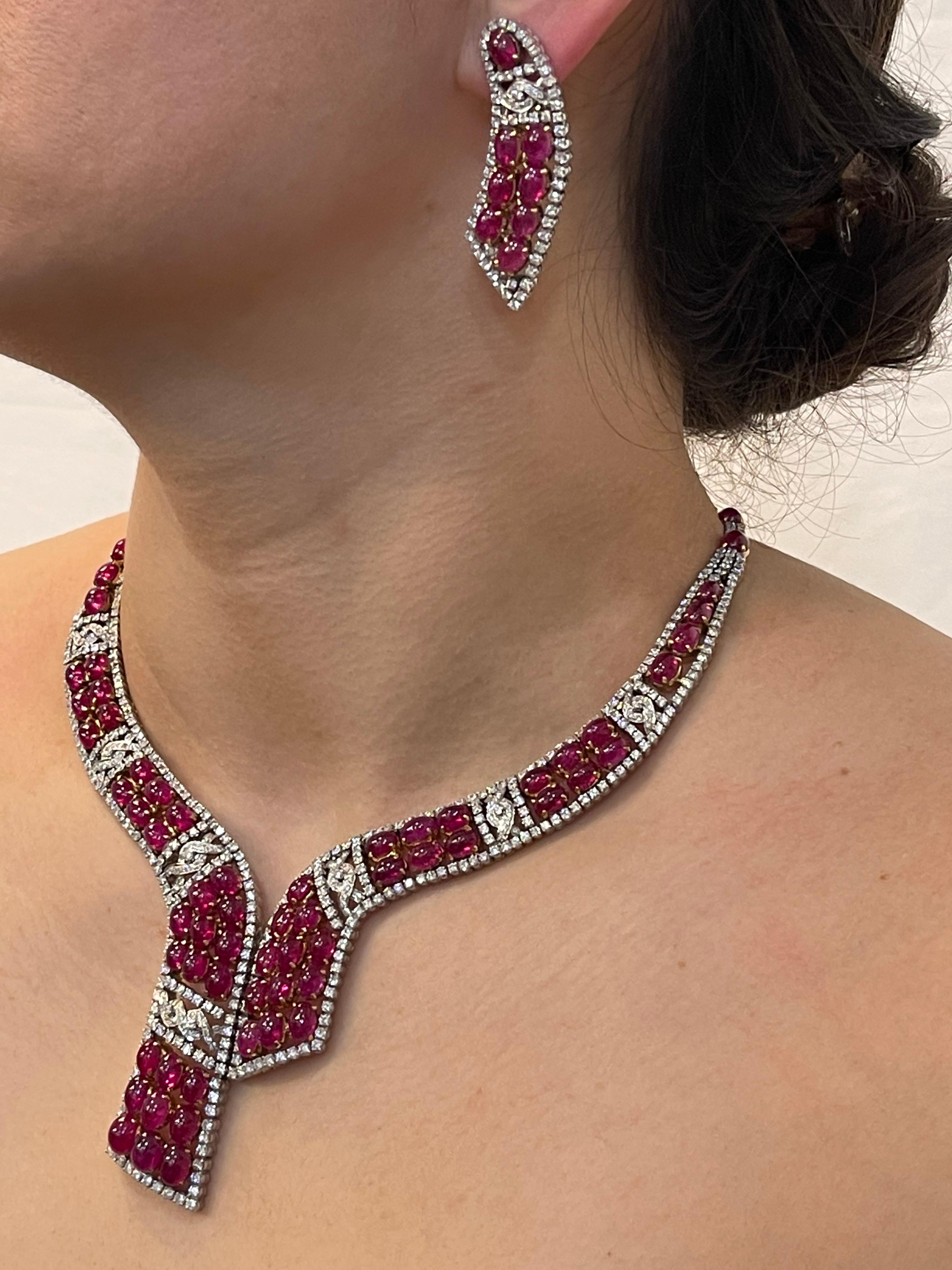 GIA Certified 112 Ct Burma Ruby Cabochon & 25 Carat Diamond Necklace Suite 18 Kt 9