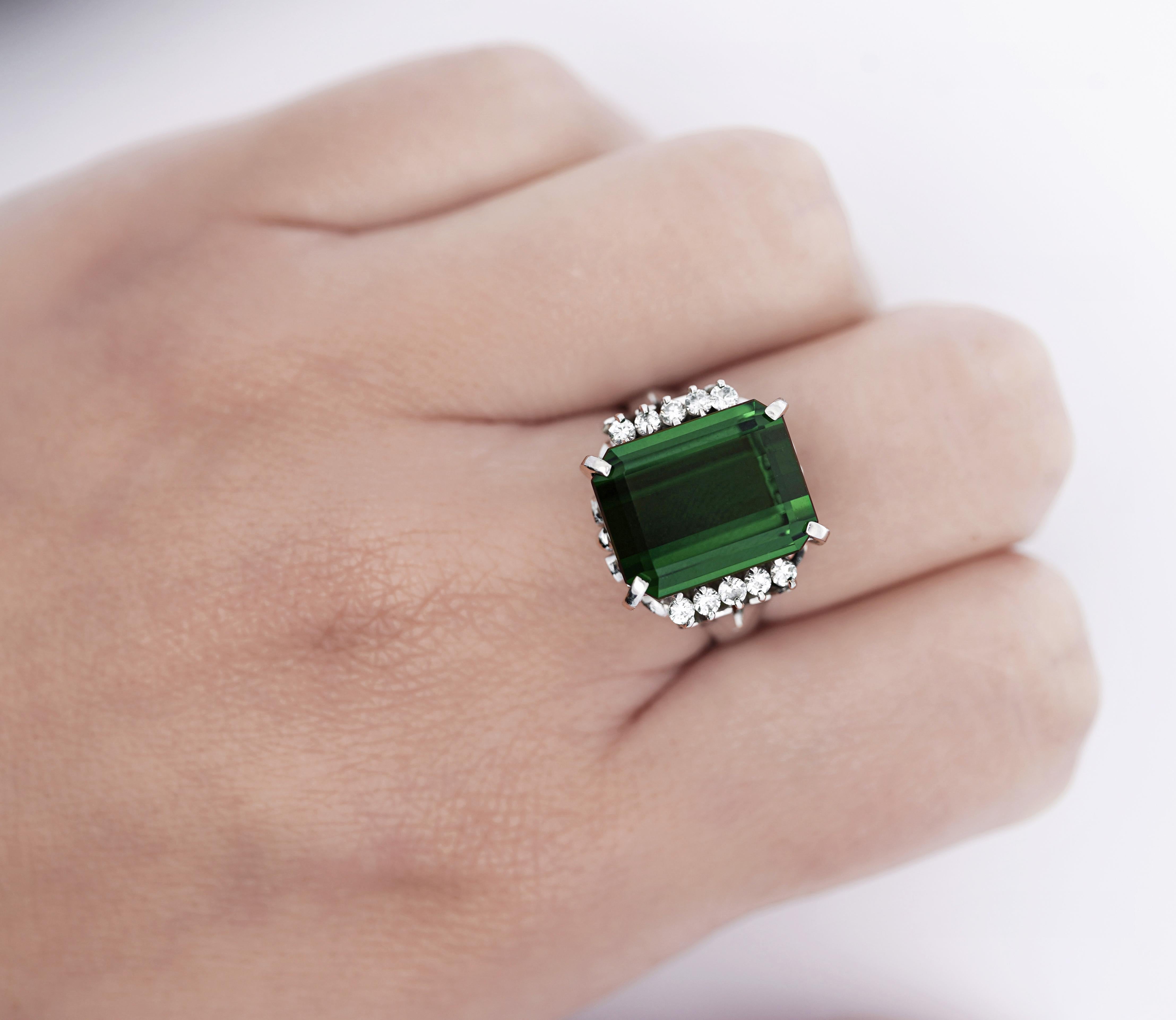 Women's GIA Certified 11.22 Carat Green Tourmaline and Diamond Platinum Filigree Ring For Sale