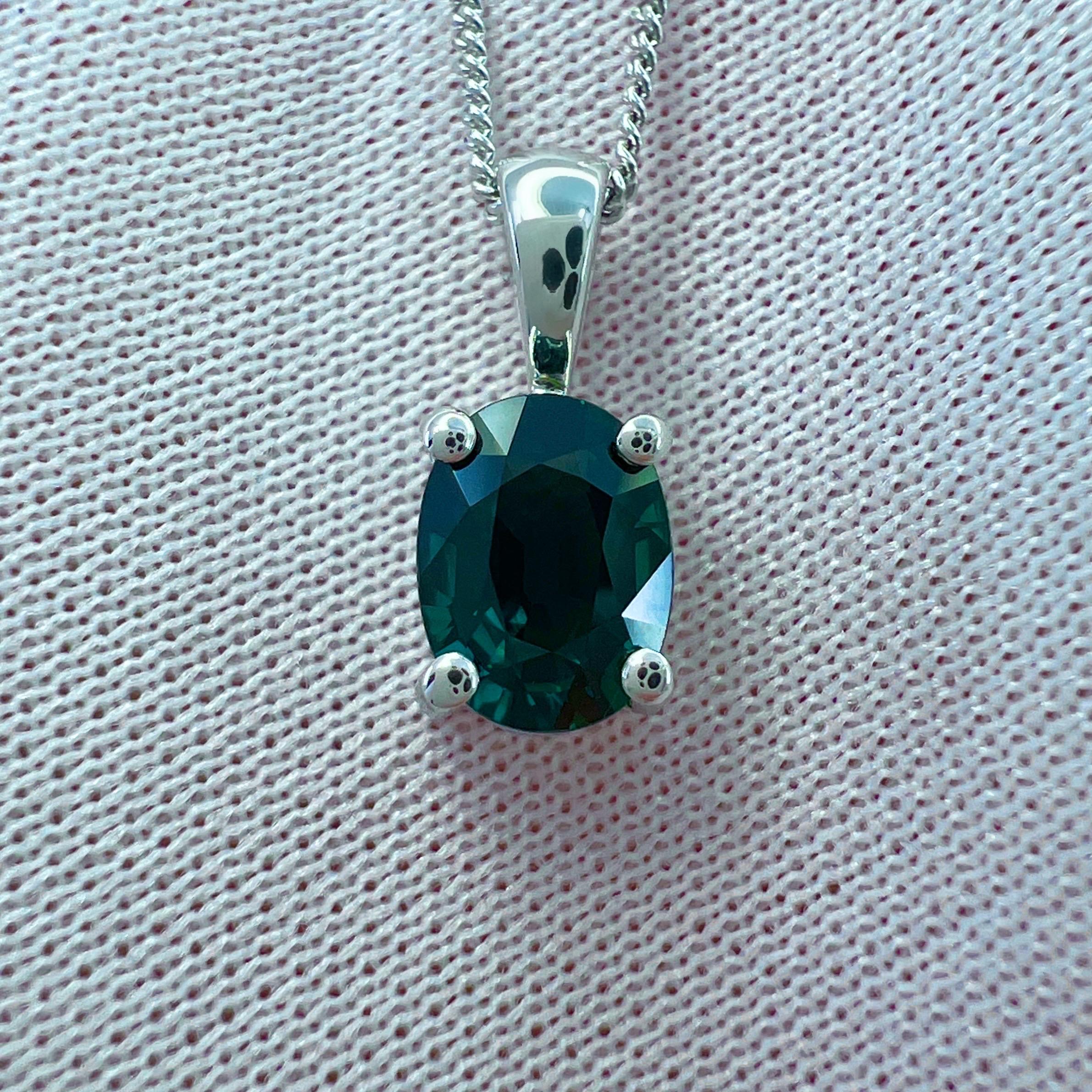 GIA Certified 1.12ct Untreated Green Blue Sapphire Oval 18k White Gold Pendant Neuf - En vente à Birmingham, GB