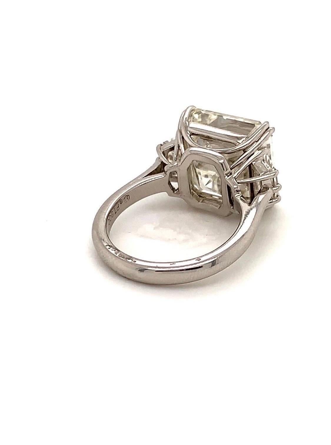 GIA-zertifizierter 15 Karat Diamantring mit Asscher-Schliff (Moderne) im Angebot