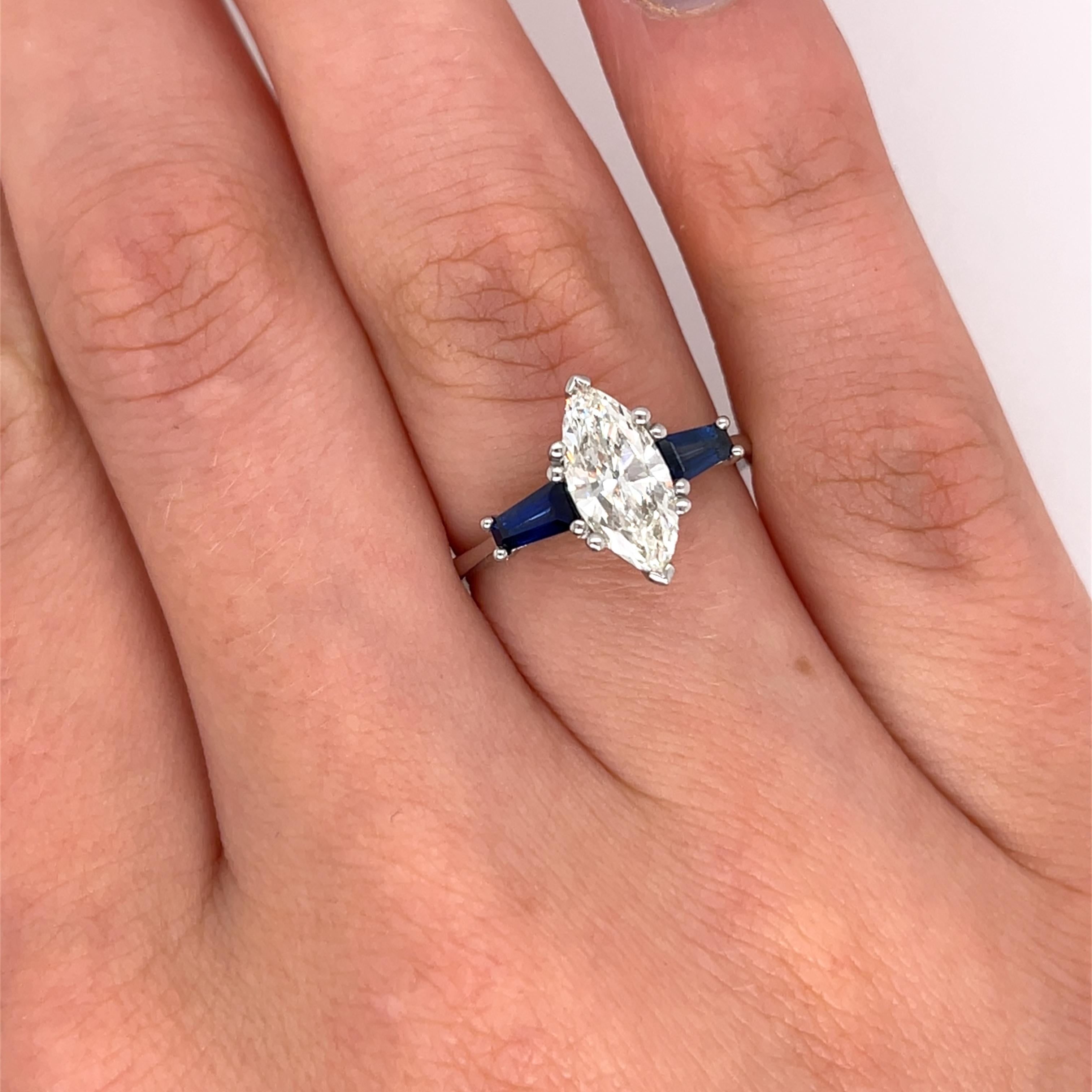 Women's or Men's GIA Certified 1.13ct Marquise Diamond Set With 2 Matching Sapphire For Sale