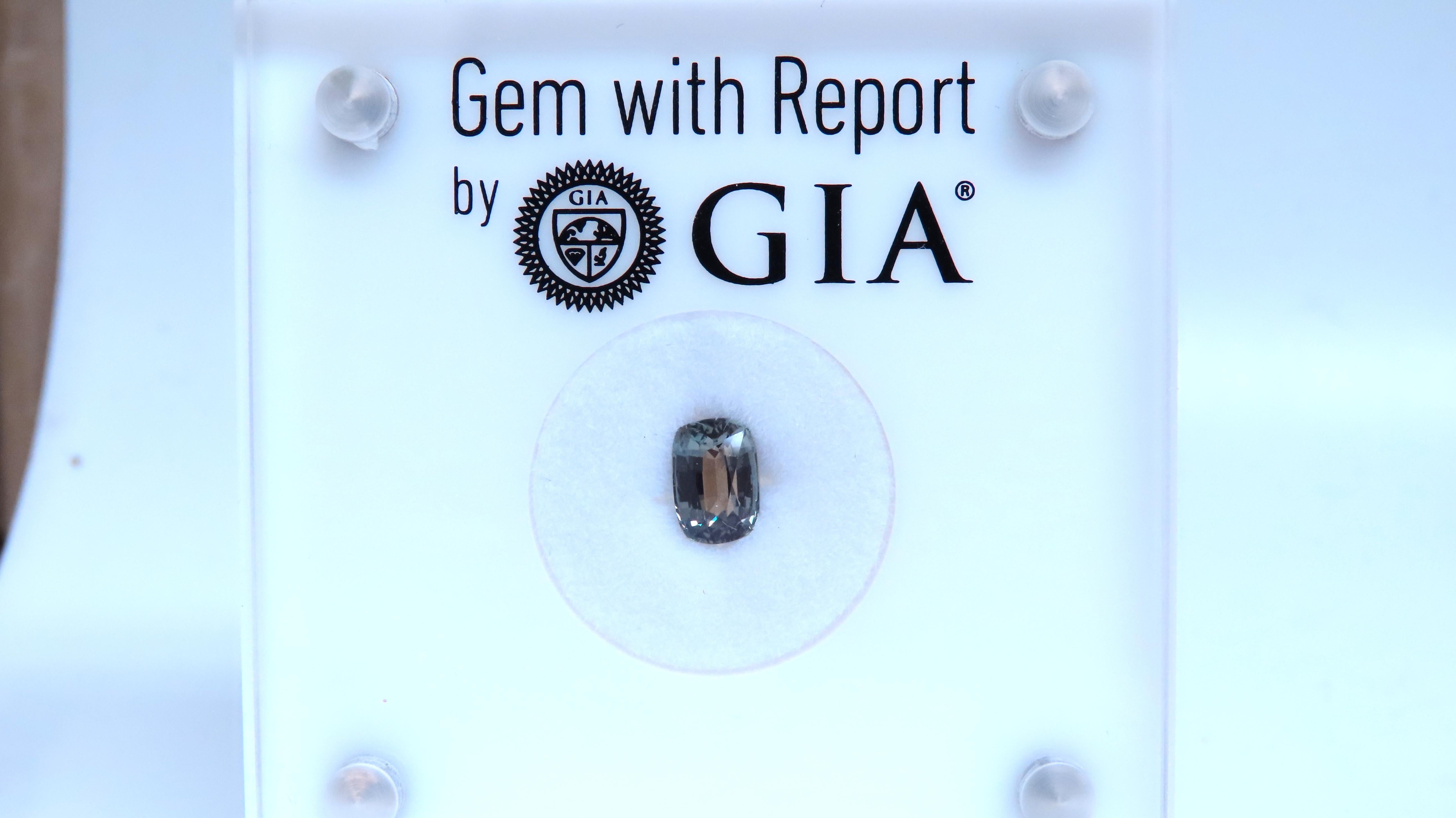 GIA-zertifizierter natürlicher Alexandrit
1,13ct Transparenter Kissenschliff
6.98 x 4.78 x 3.83
Bericht #6204425887
Beschriftung Farbwechsel Blau Grün - Grau Lila