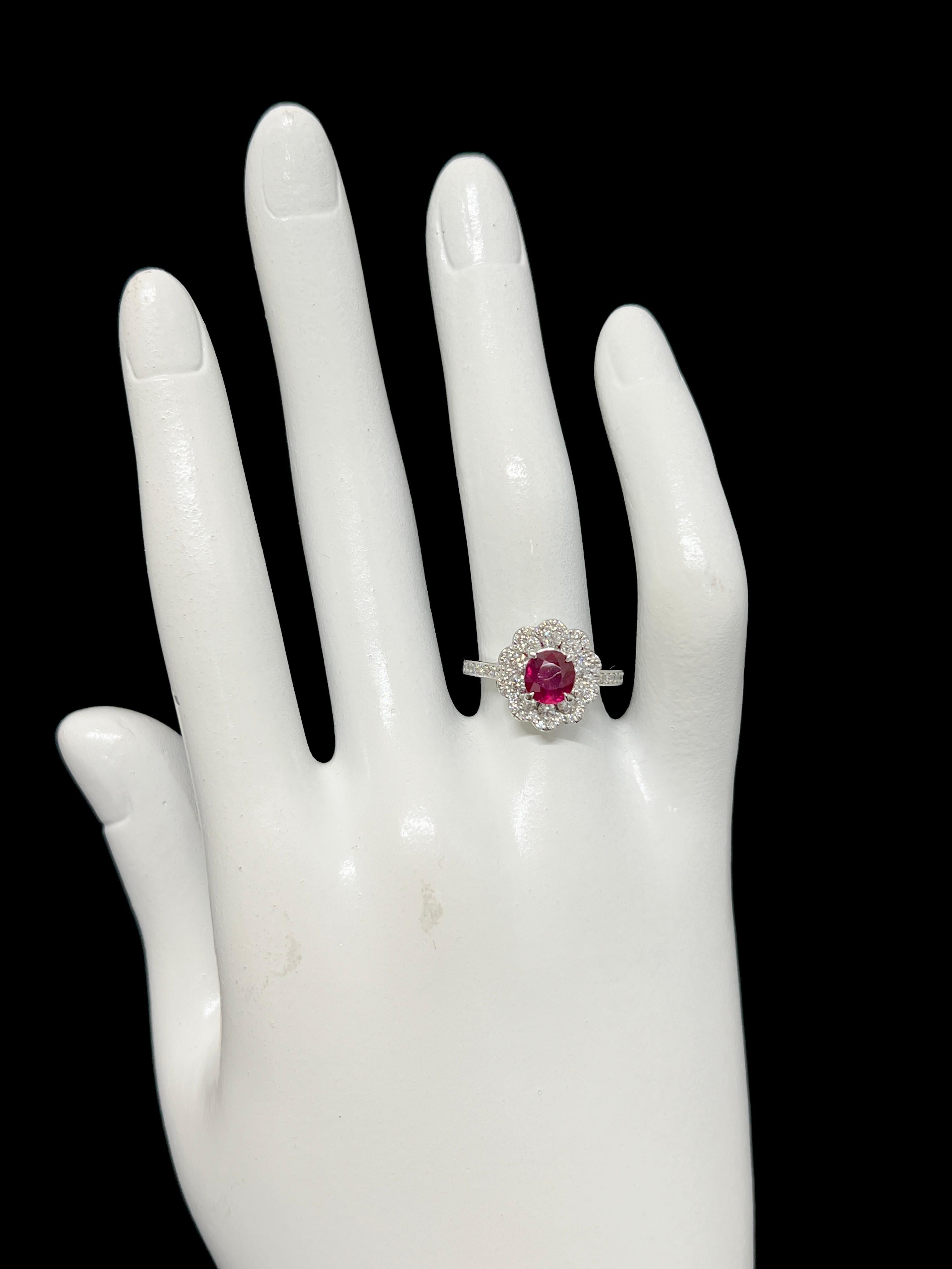 GIA Certified 1.14 Carat Natural, Unheated Ruby and Diamond Ring set in Platinum For Sale 1