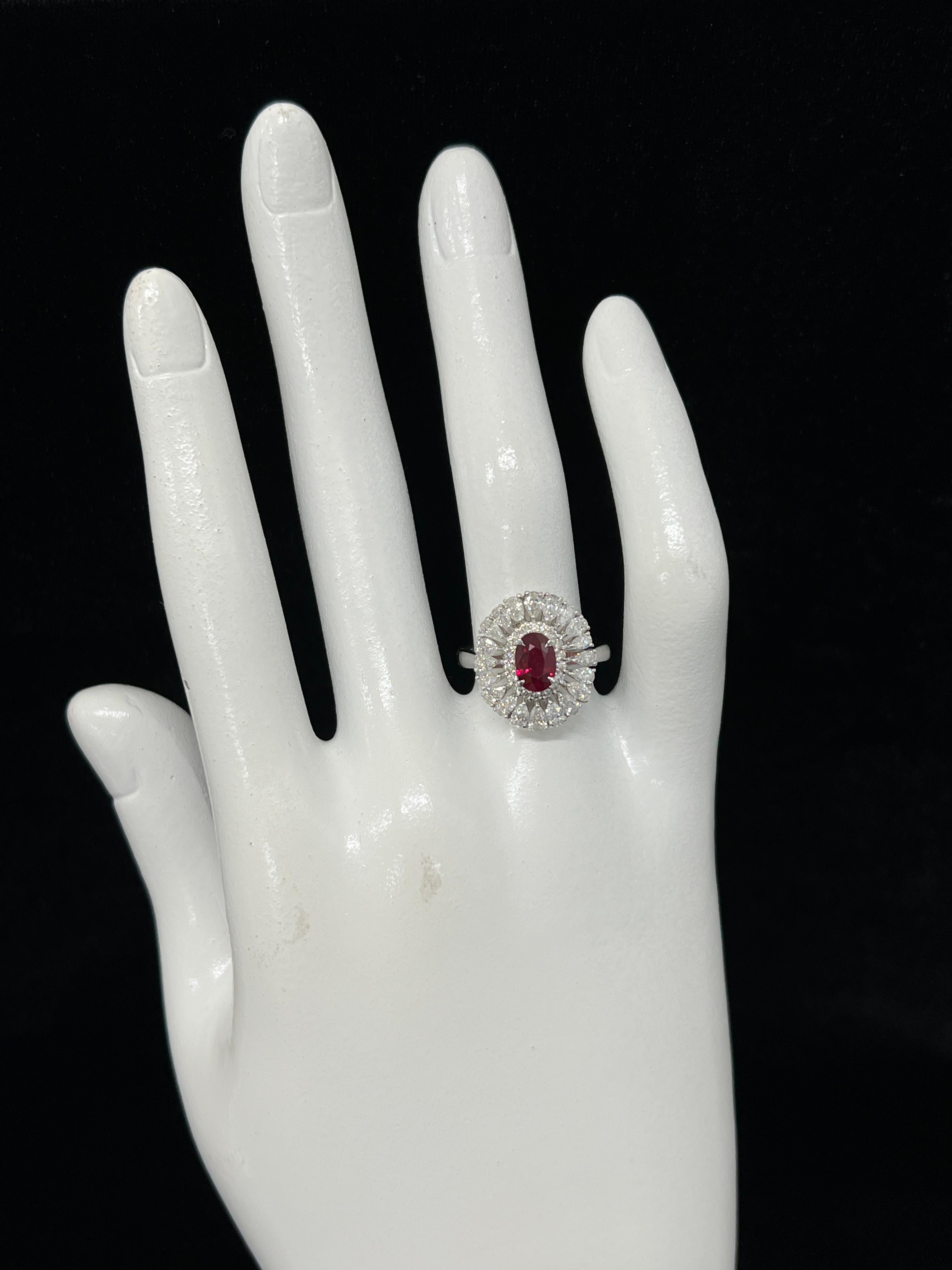 GIA Certified 1.14 Carat, Pigeon Blood Red, Burmese Ruby Ring Made in Platinum In New Condition For Sale In Tokyo, JP