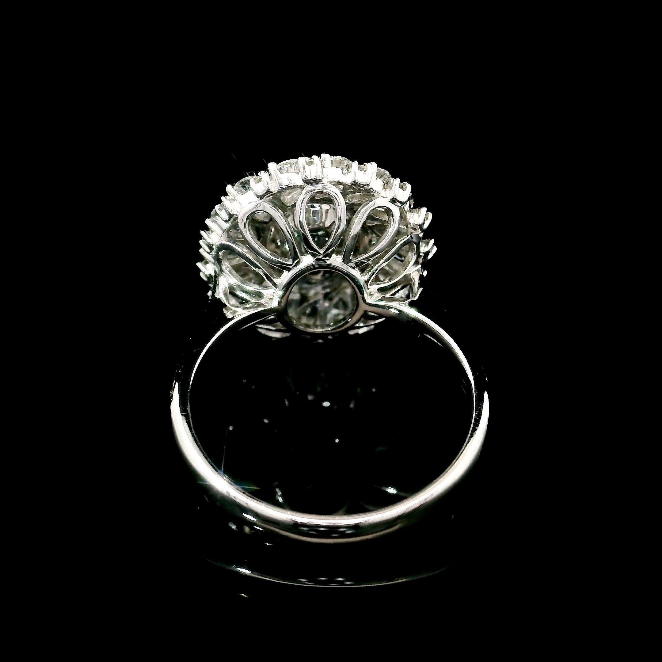 Bague fantaisie en diamant jaune clair vert clair de 1,15 carat de pureté VS1 certifié par le GIA Unisexe en vente