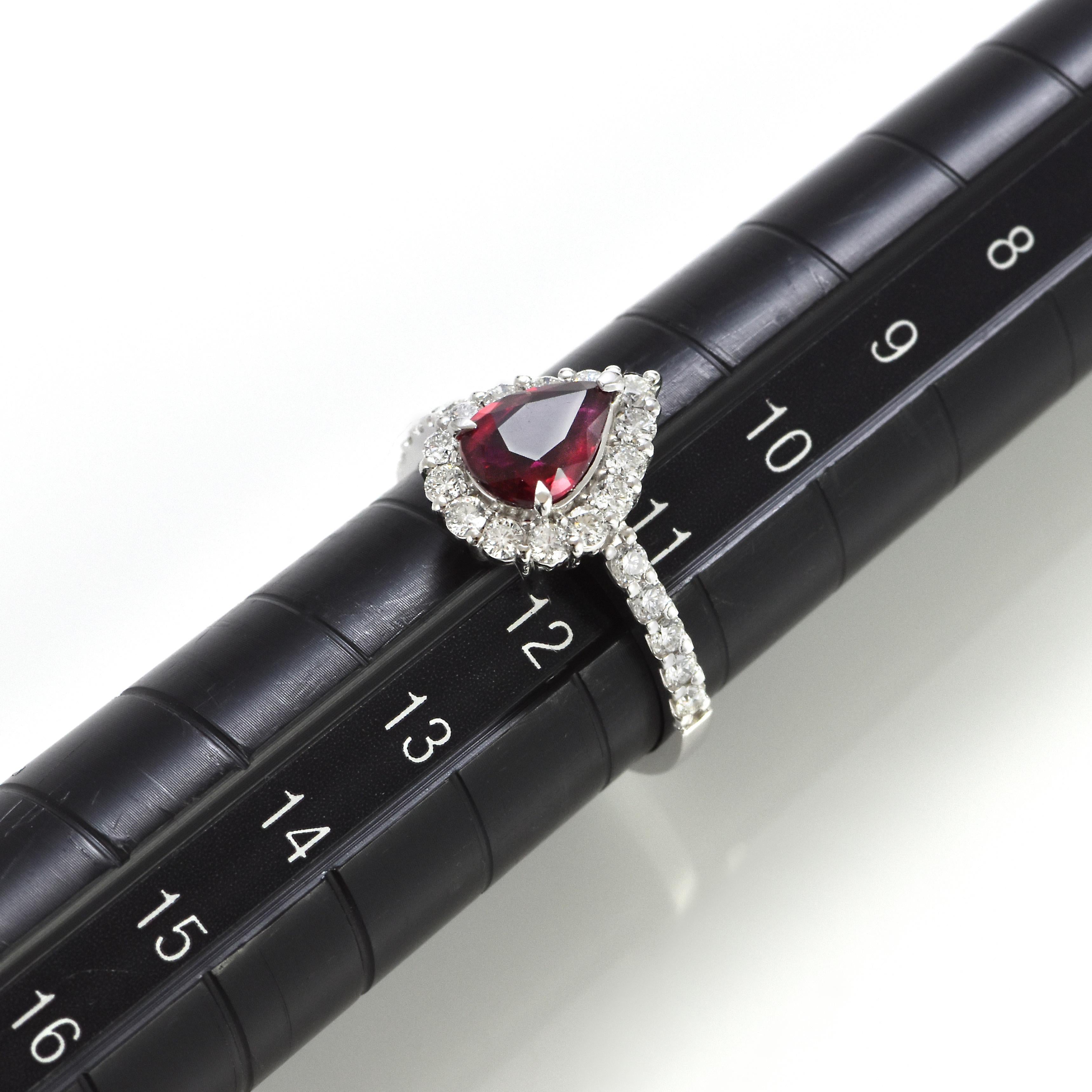 GIA Certified 1.15 Carat Natural, Siam Ruby and Diamond Ring made in Platinum For Sale 2