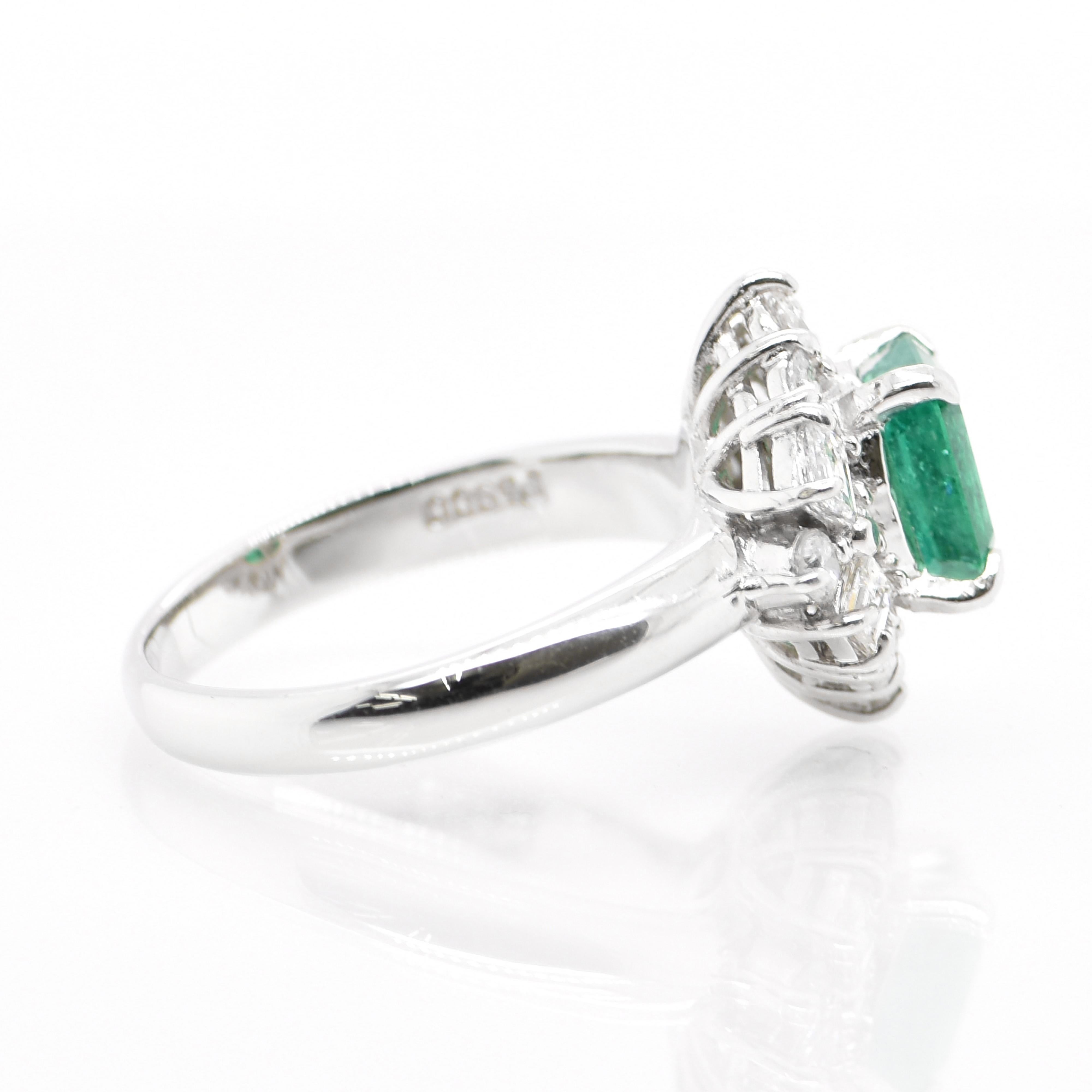 GIA Certified 1.15 Carat Untreated (No Oil) Colombian Emerald Ring in Platinum In Excellent Condition In Tokyo, JP