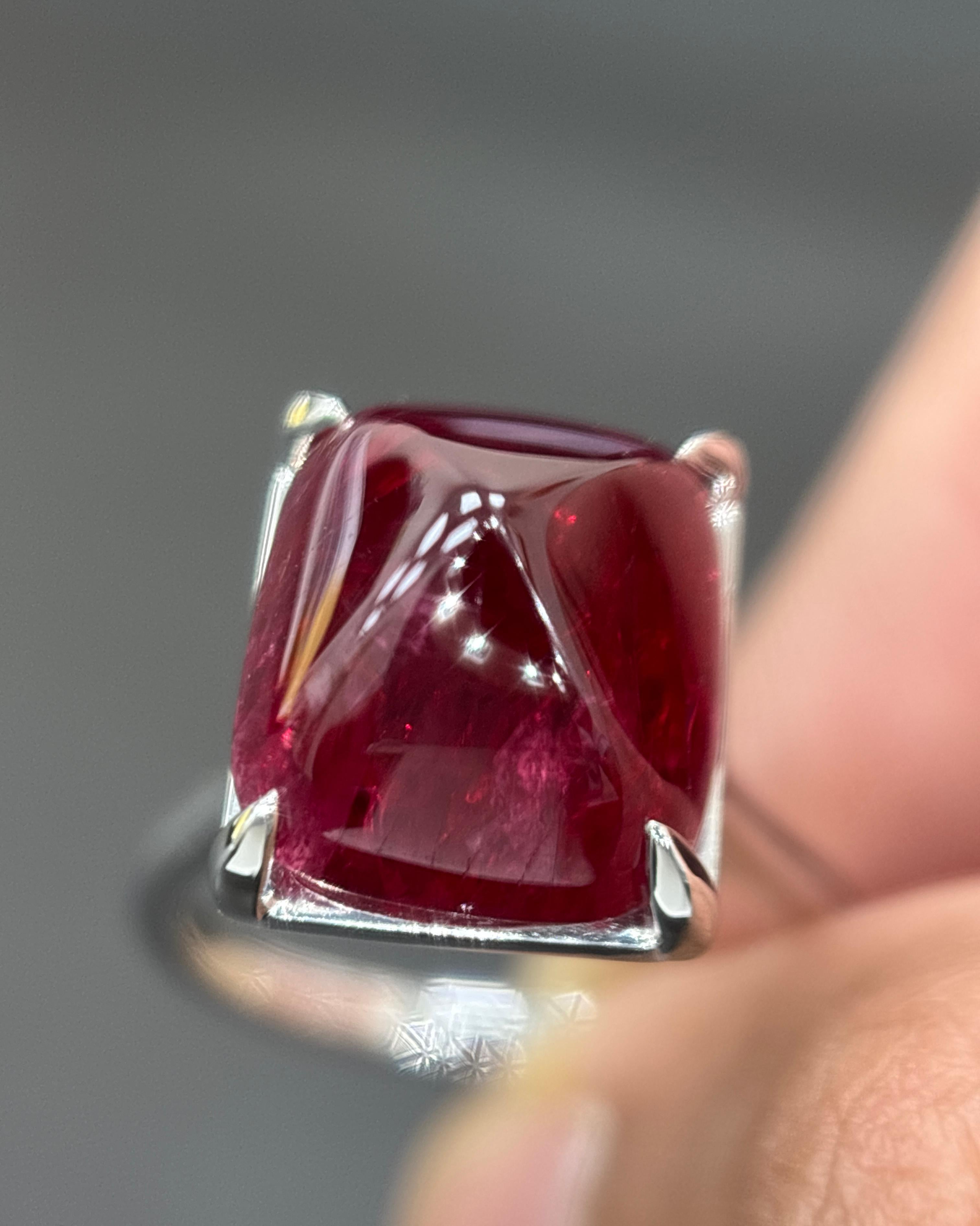 GIA zertifiziert 11,56 Karat Burma keine Hitze Spinell Sugarloaf Platin Ring im Zustand „Neu“ im Angebot in Kowloon, HK