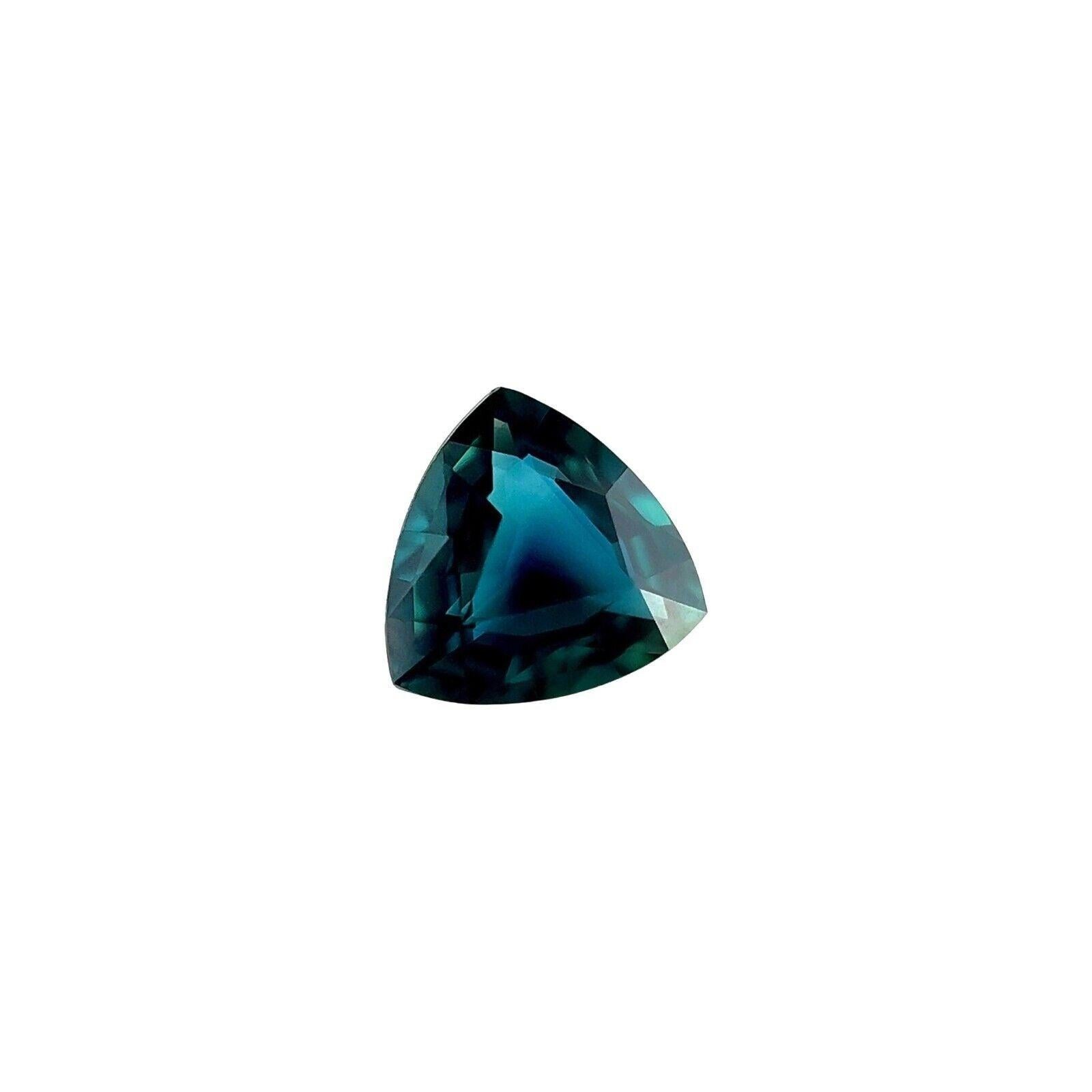 Saphir bleu de 1,15 carat non traité, pierre précieuse naturelle de taille triangulaire, certifiée GIA

Saphir bleu profond non traité certifié par la GIA.
Saphir non chauffé de 1,15 carat d'une belle couleur bleu foncé et d'une excellente clarté,