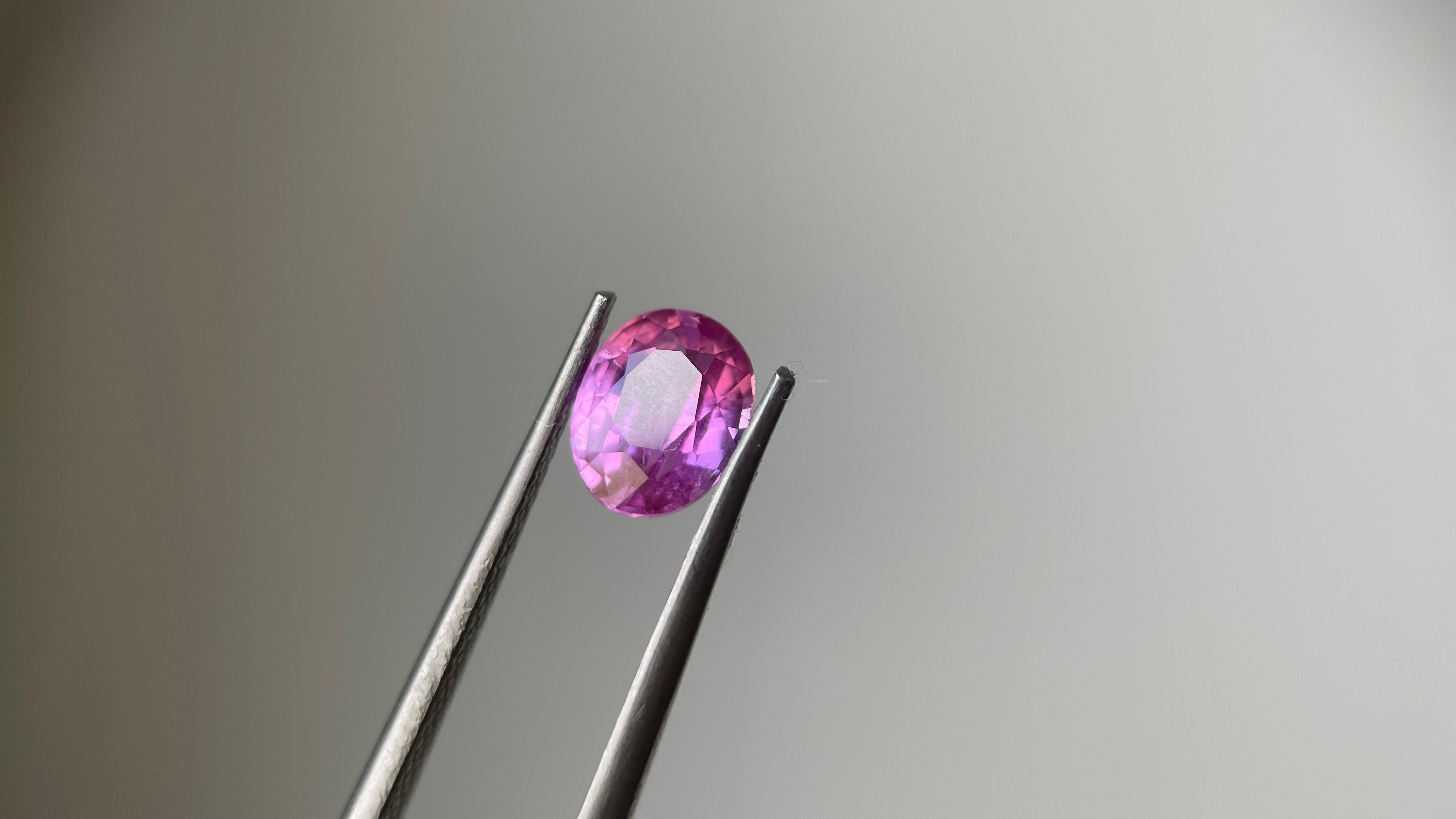 GIA zertifiziert 1.15Ct Rosa Saphir-gehärtet (6.85x5.46x3.52mm) (Art déco) im Angebot