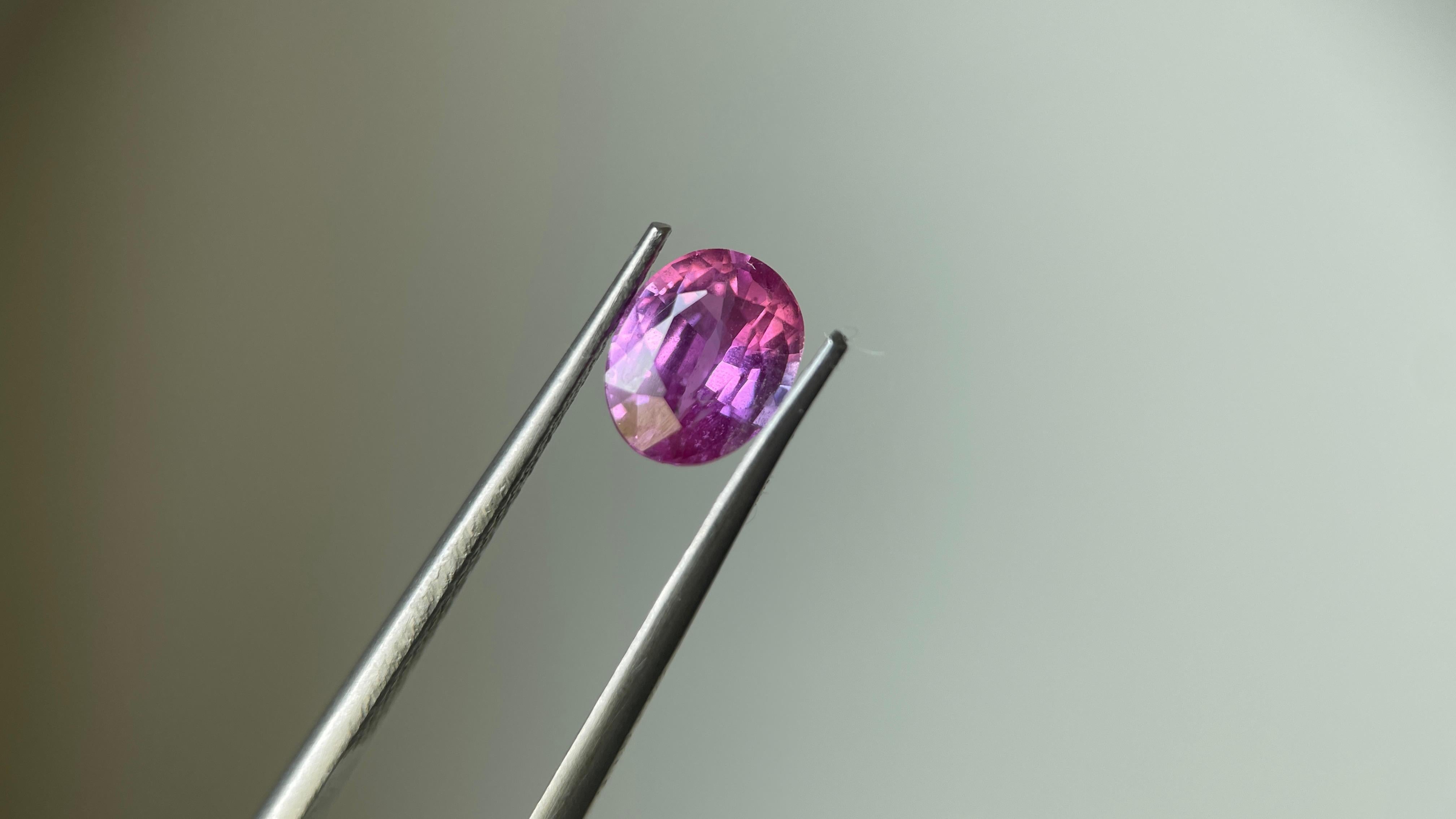 GIA zertifiziert 1.15Ct Rosa Saphir-gehärtet (6.85x5.46x3.52mm) im Zustand „Neu“ im Angebot in Singapore, SG