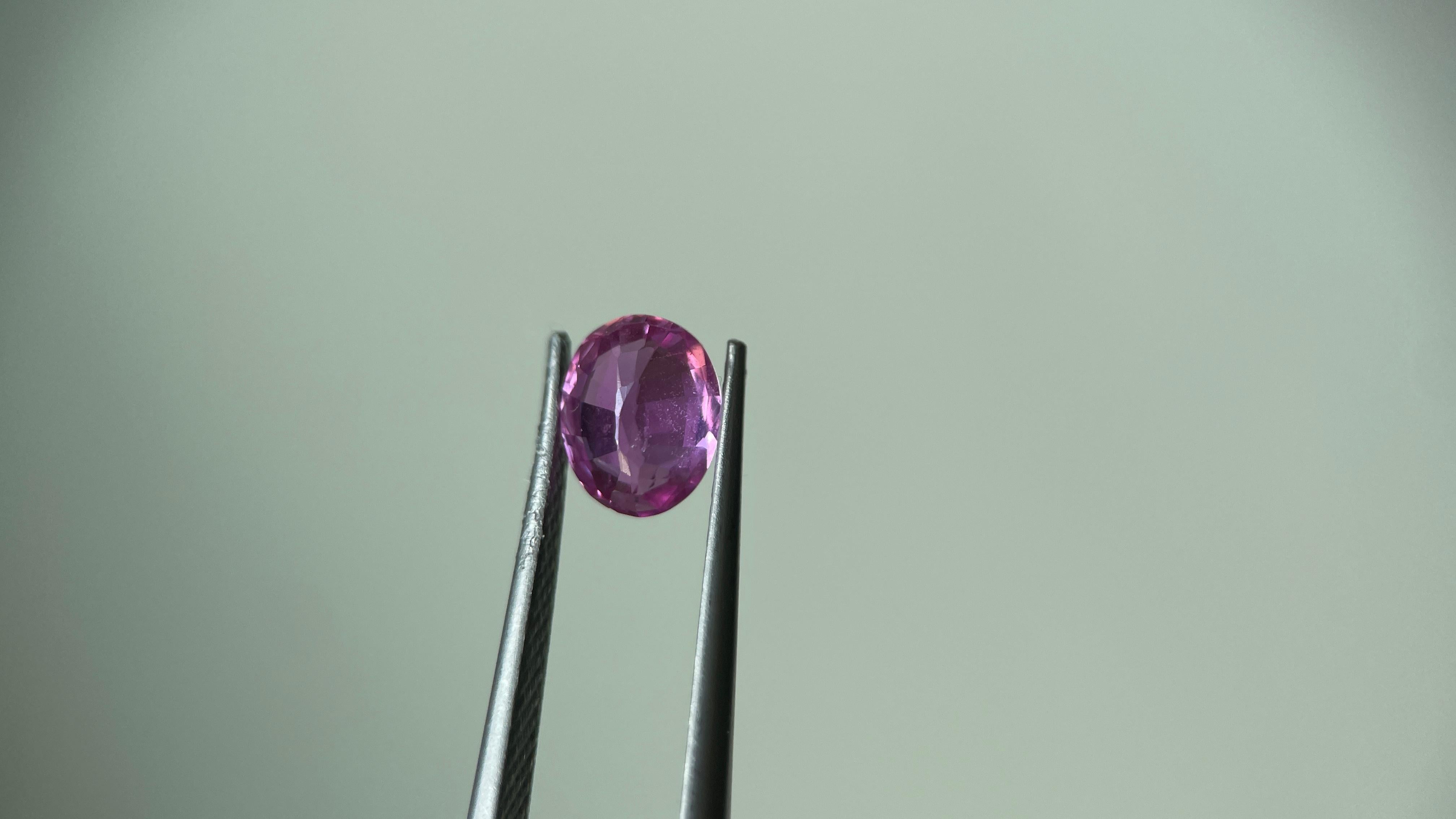 GIA zertifiziert 1.15Ct Rosa Saphir-gehärtet (6.85x5.46x3.52mm) im Angebot 1